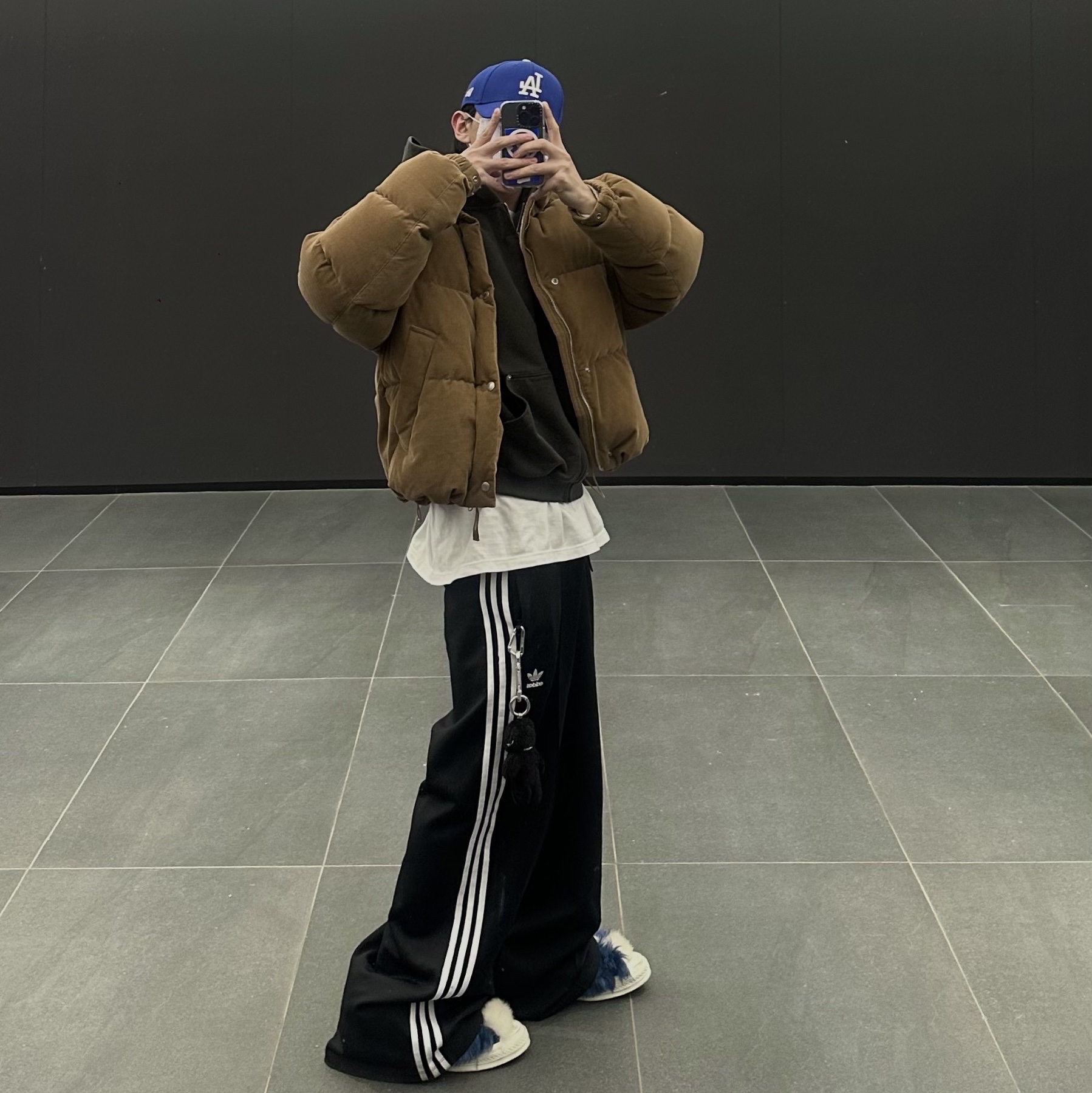 Converse x Ambush Chuck 70 Fuzzy Navy Blue 착용 스타일