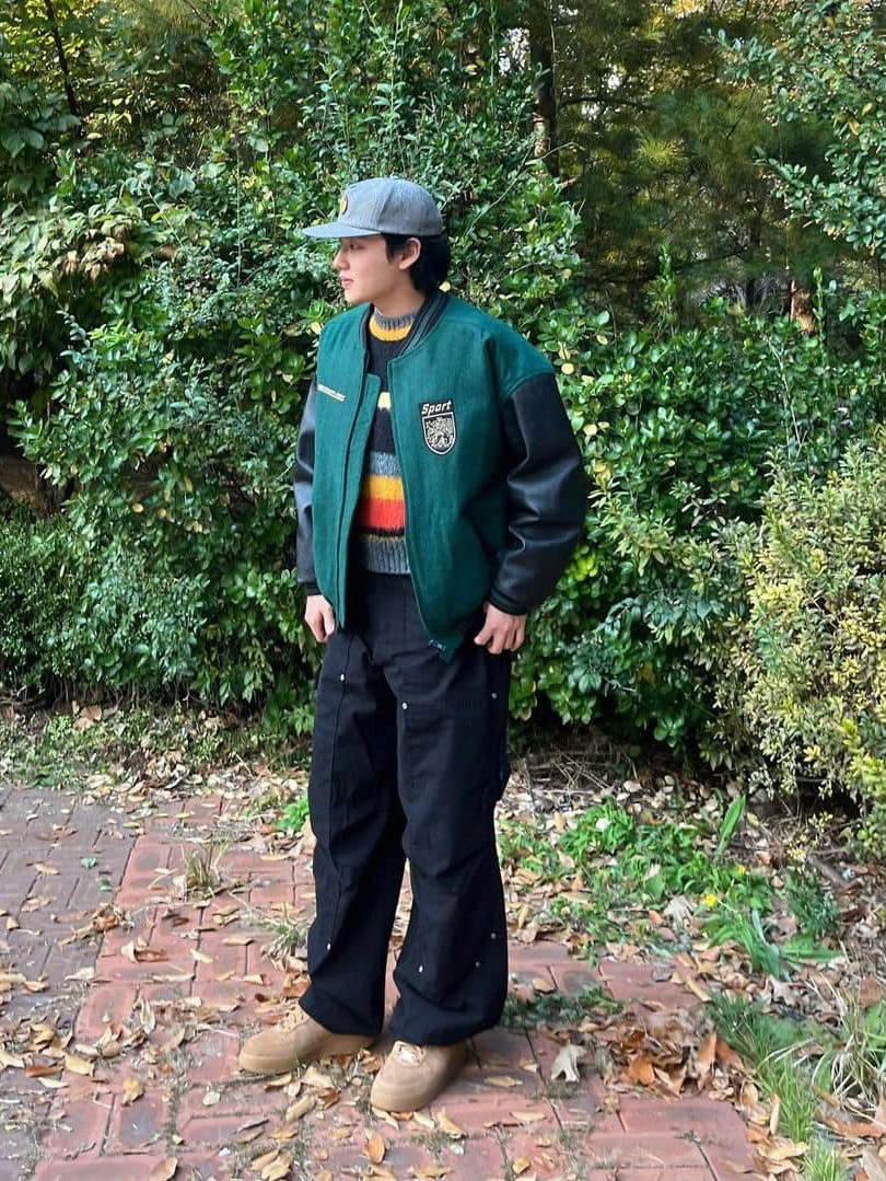 Moncler x Fragment Celsia Down Bomber Jacket Black White - 23FW, Thisisneverthat x New Era x MLB New York Yankees Varsity Jacket Dark Green 착용 스타일 - 7