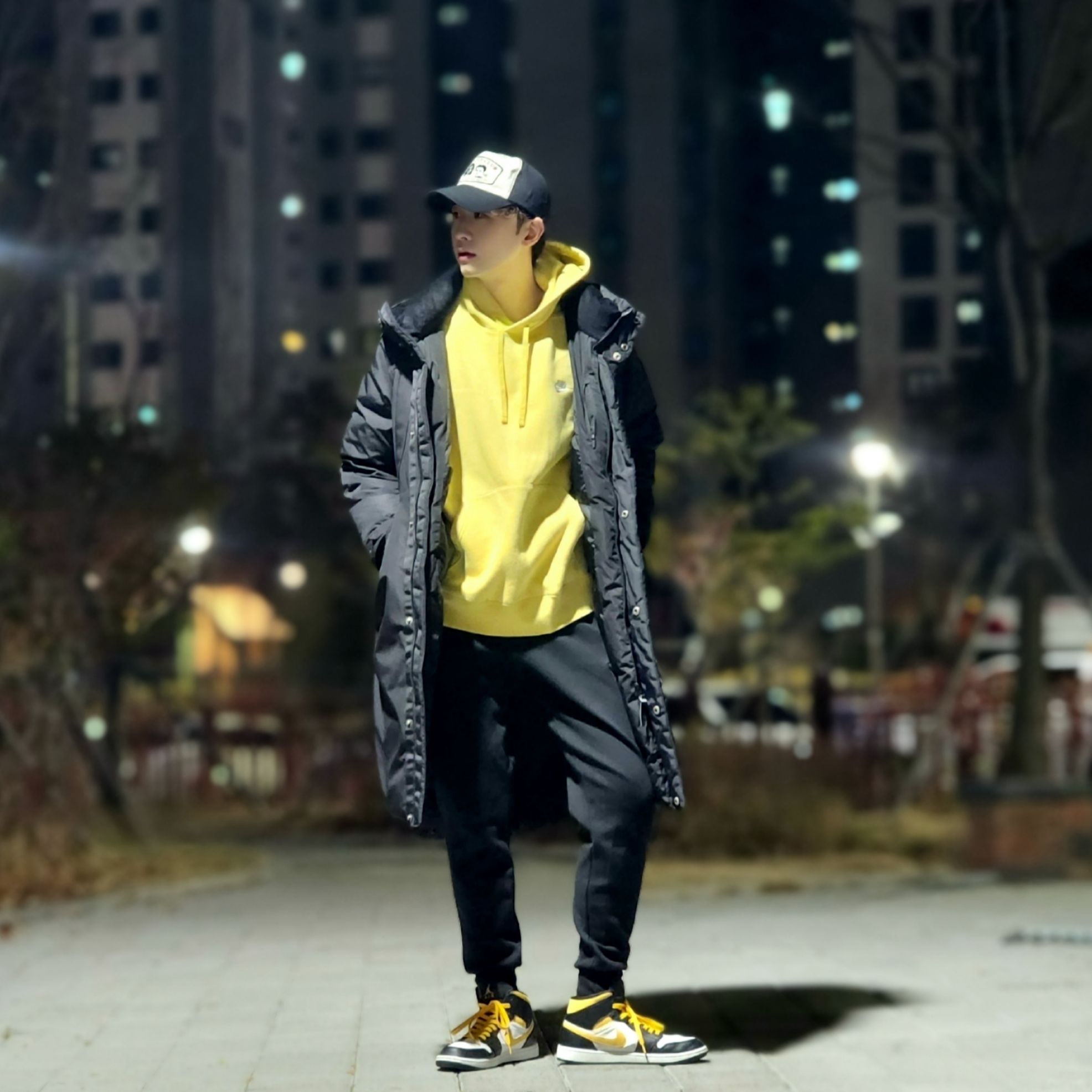 Nike NSW Club Fleece Pullover Hoodie Vivid Sulfur - US/EU, (GS) Jordan 1 Mid Pollen 착용 스타일 - 2