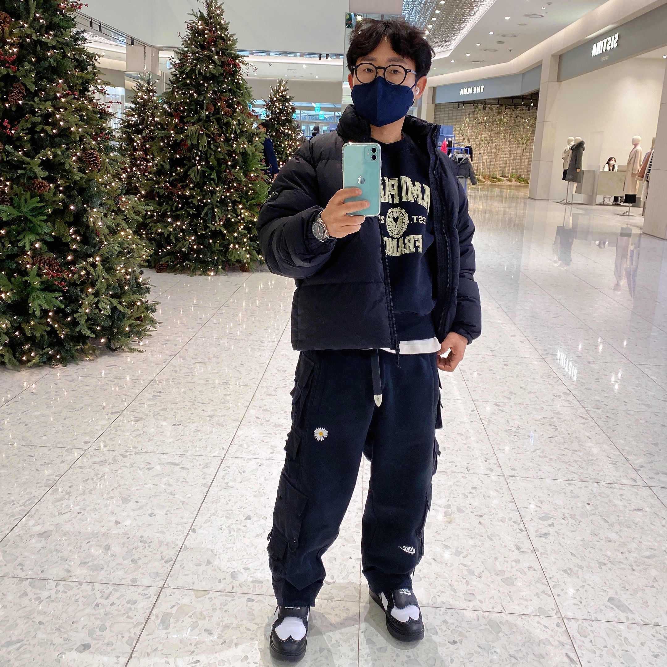 Stone Island 40623 Garment Dyed Crinkle Reps Recycled Nylon Down Jacket Black - 23FW, AMI Paris France Sweatshirt Black 착용 스타일 - 2