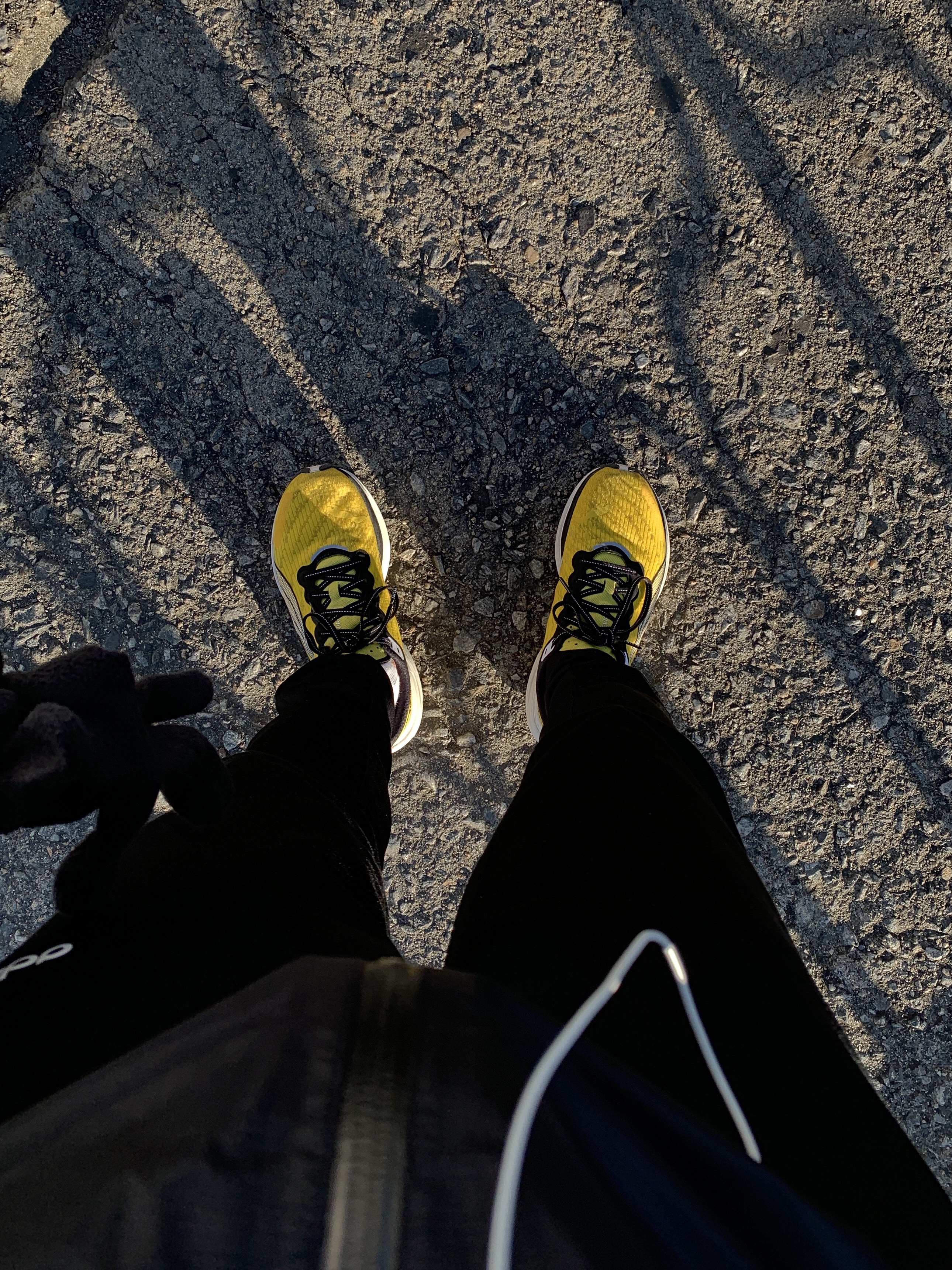Puma x Balansa Deviate Nitro 2 Freesia Black 착용 스타일