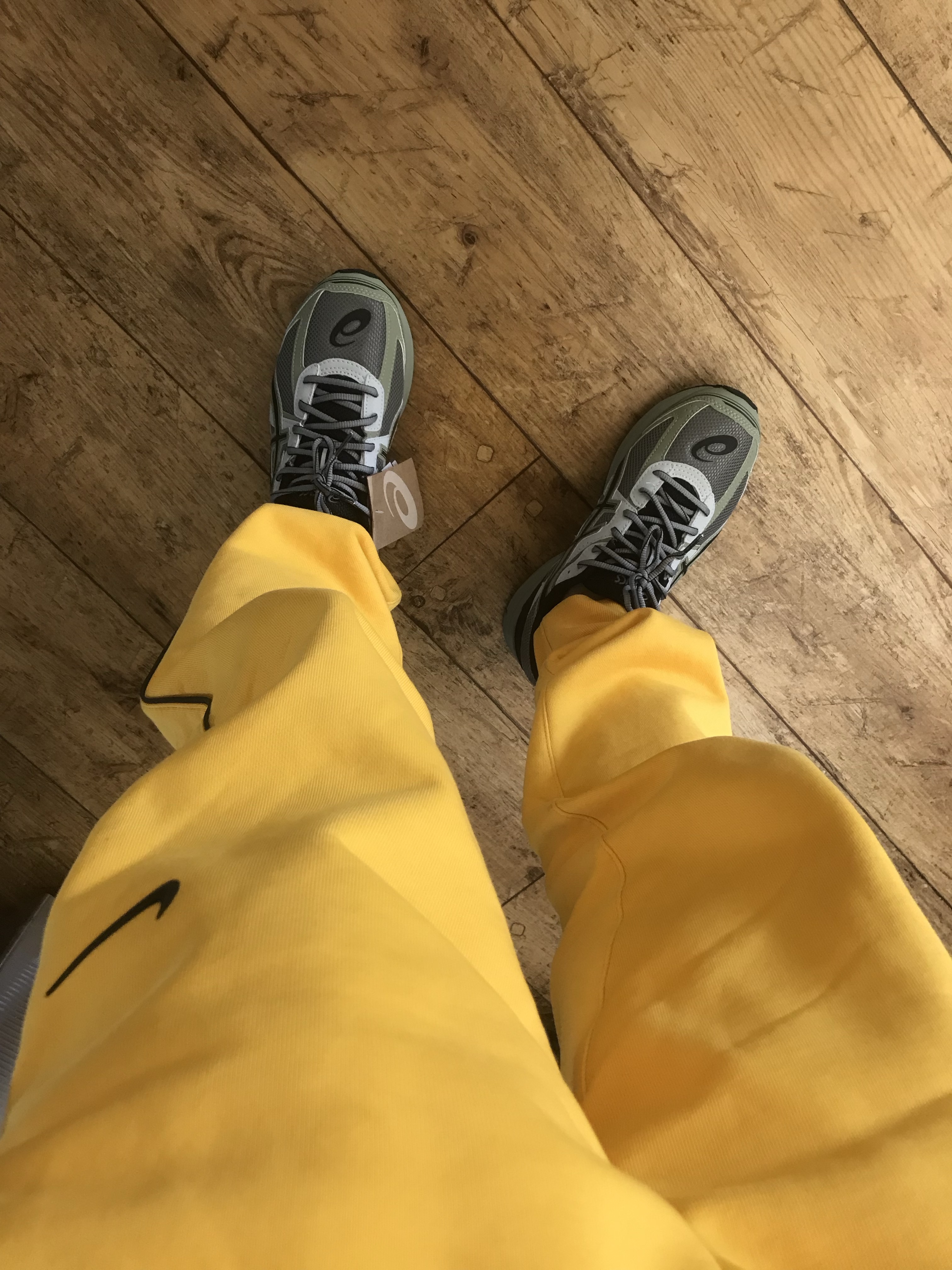 Asics Jog 100 S Sheet Rock - 2E Wide, Nike x Drake Nocta Fleece Pants University Gold - Asia 착용 스타일