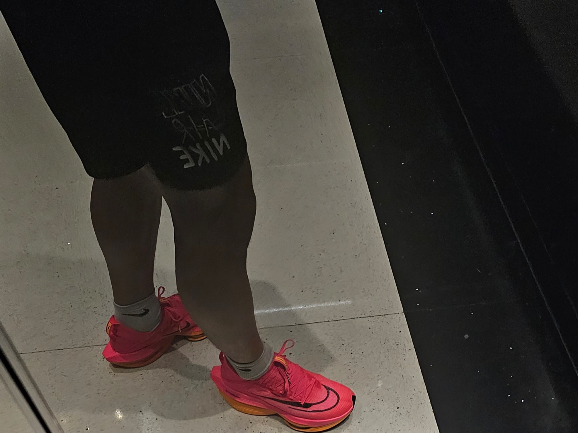 Nike Air Zoom Alphafly Next% 2 Hyper Pink 착용 스타일