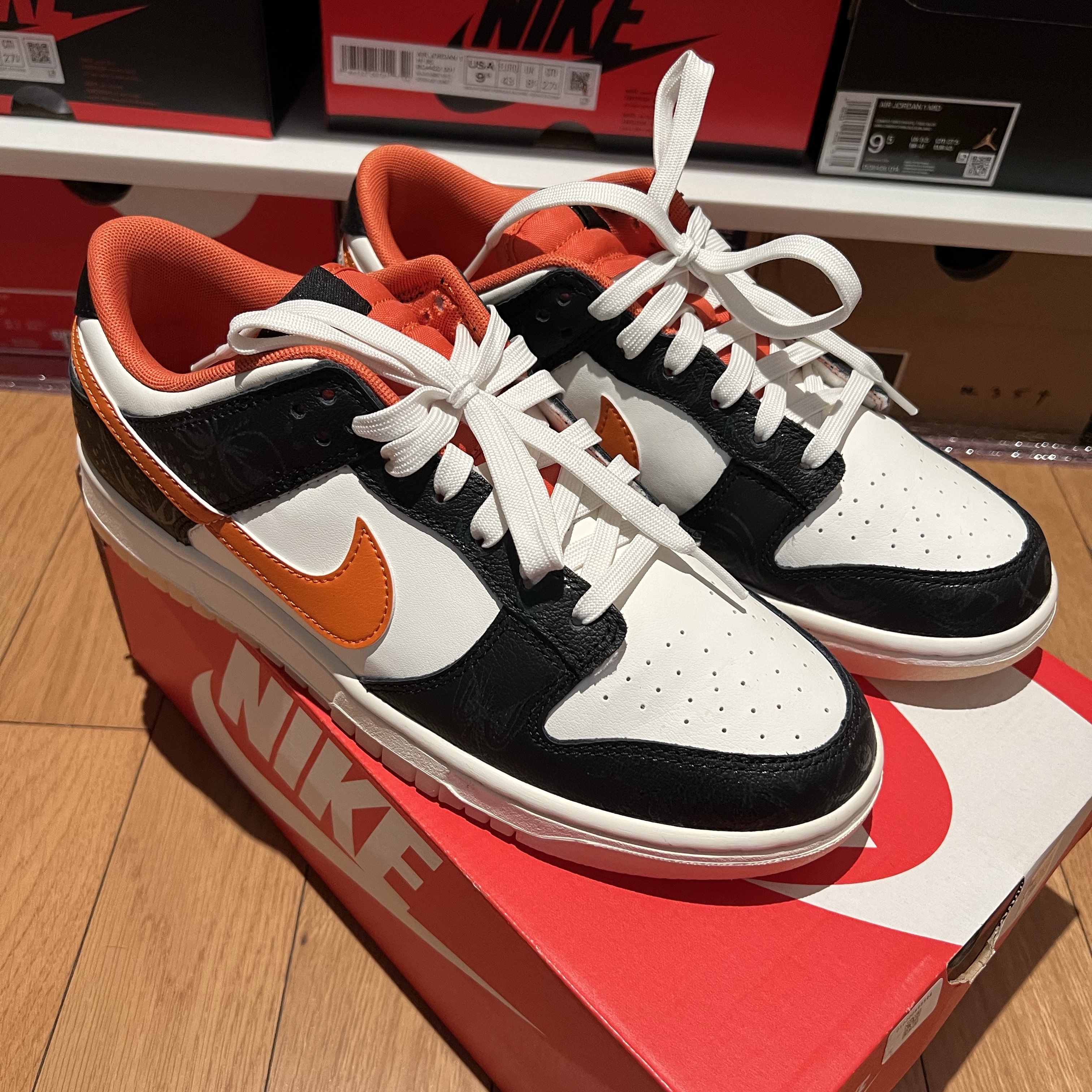 Nike Dunk Low Retro PRM Halloween 착용 스타일