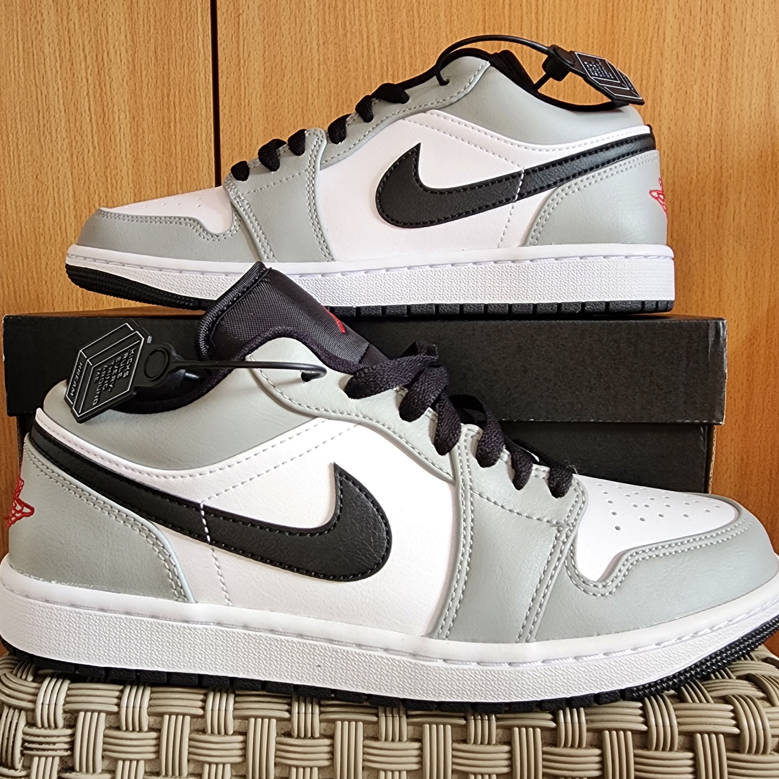 Jordan 1 Low Light Smoke Grey 착용 스타일 - 2