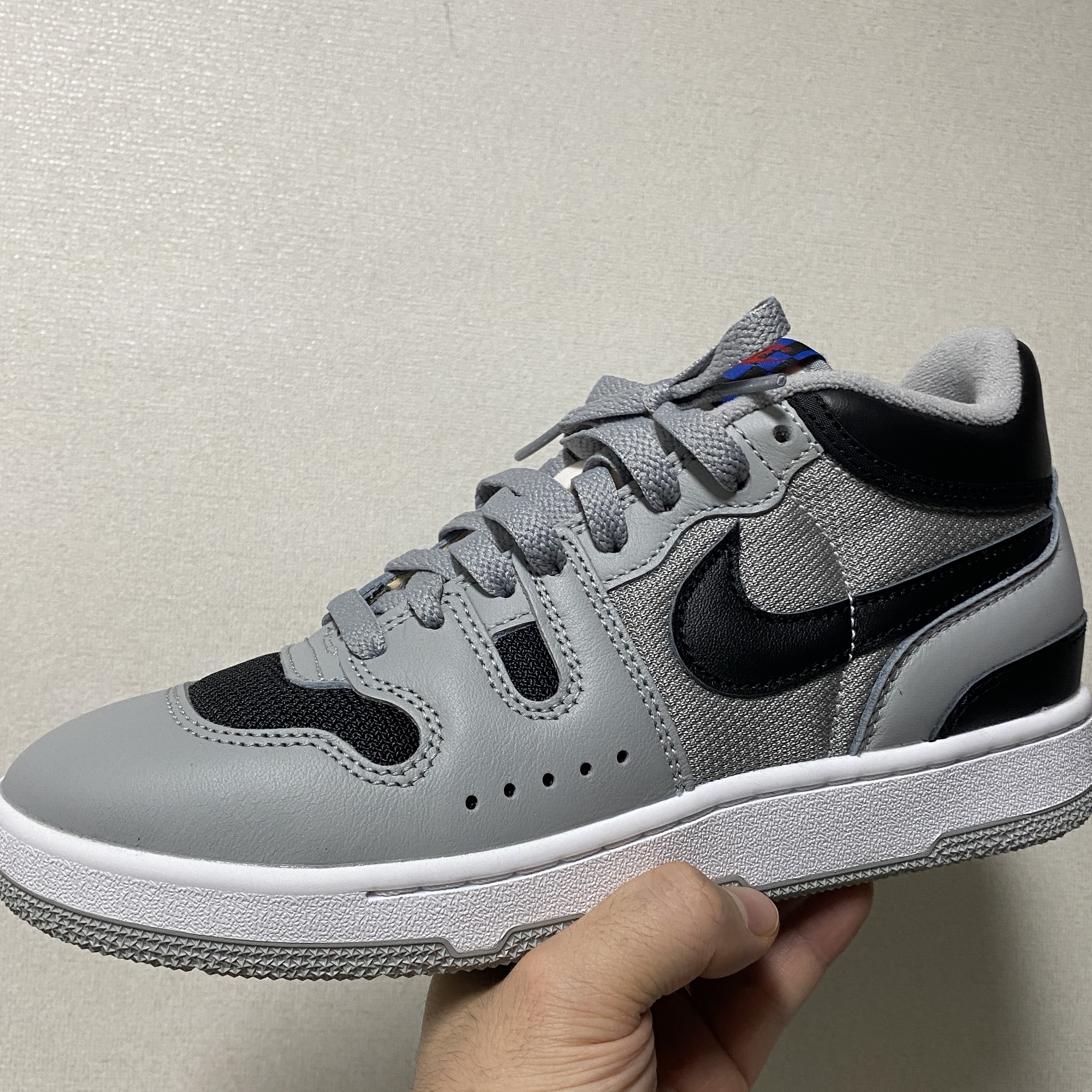 Nike Mac Attack QS SP Light Smoke Grey 착용 스타일