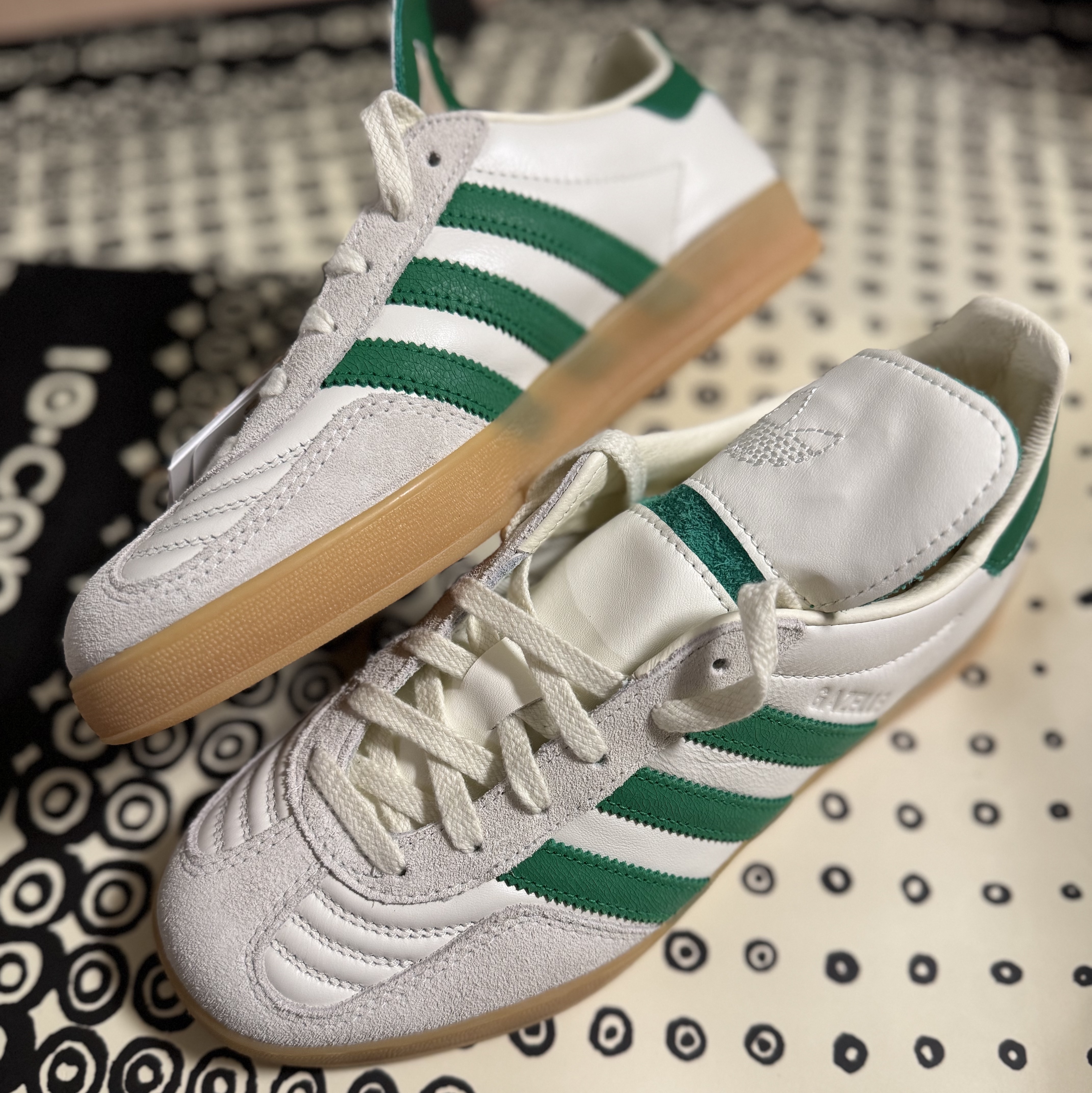 Adidas x Foot Industry Gazelle Indoor Off White Green 착용 스타일