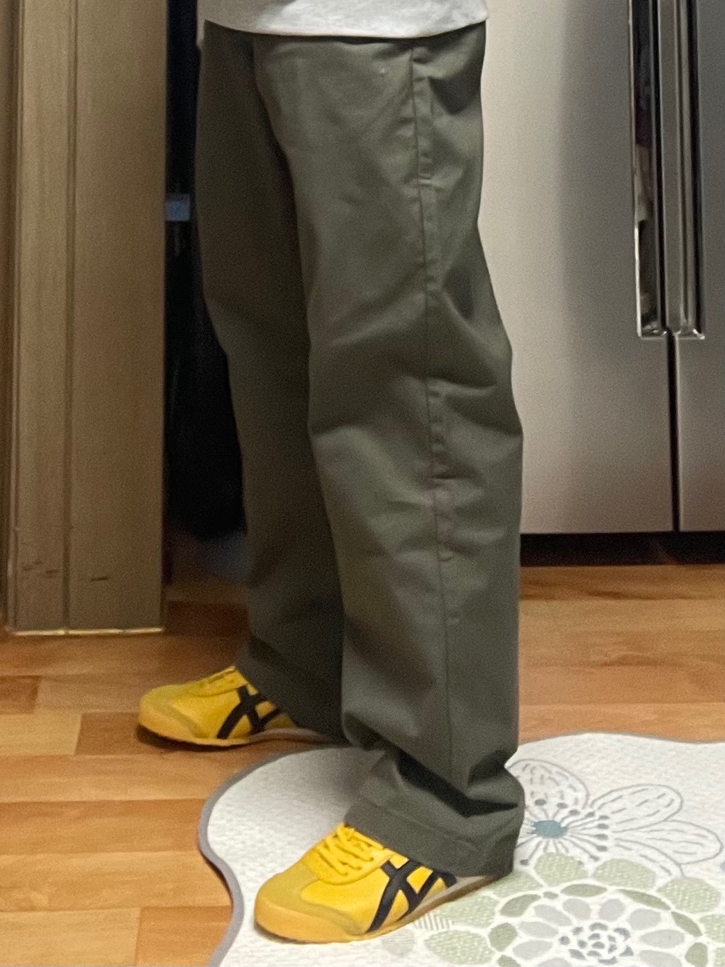 Palace Tri-Lenticular Hood Grey Marl - 22FW, Onitsuka Tiger Mexico 66 Yellow Black 착용 스타일