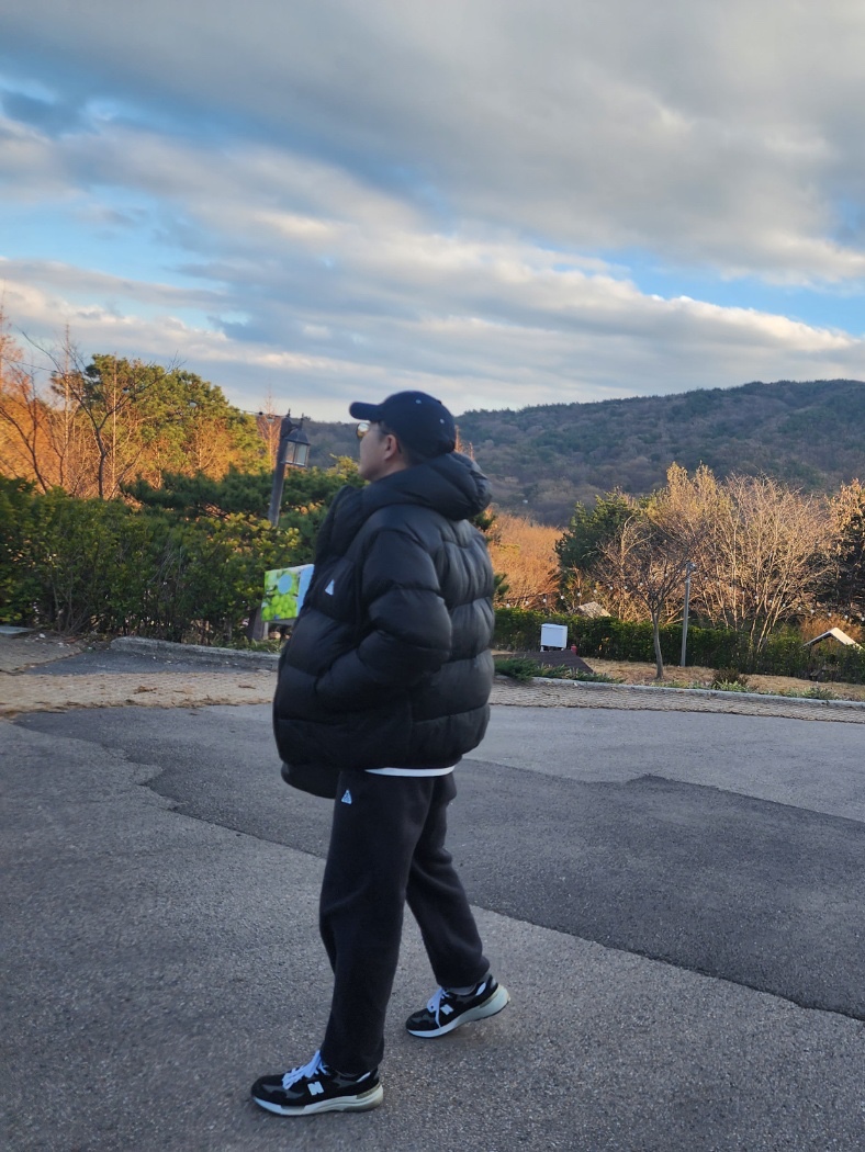 Nike ACG Therma-Fit ADV Lunar Lake Puffer Jacket Black - Asia, Nike ACG Heritage 86 Cap Black Light Smoke Grey 착용 스타일