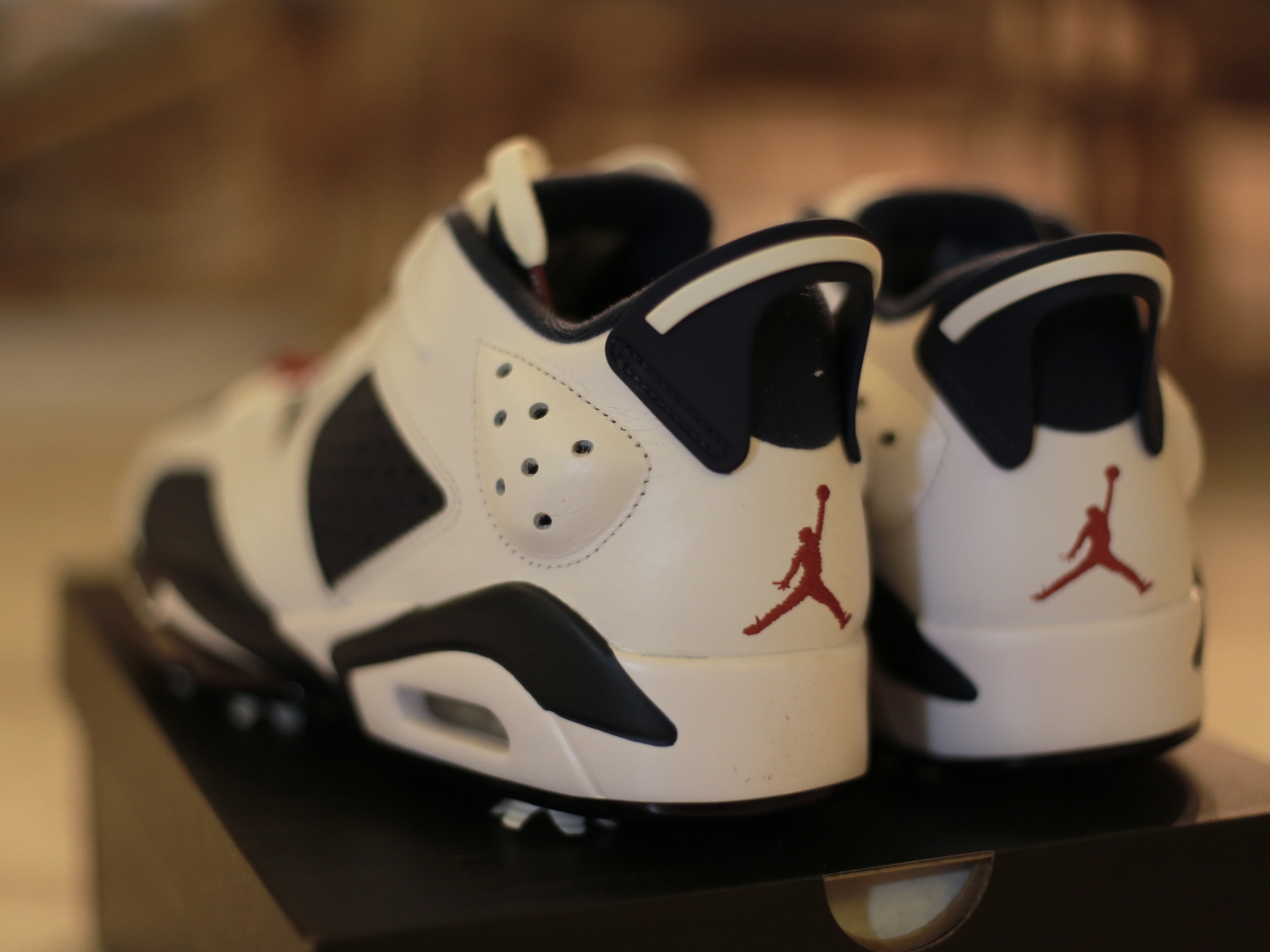 Jordan 6 Retro Low Golf Varsity Red Mignight Navy 착용 스타일 - 3