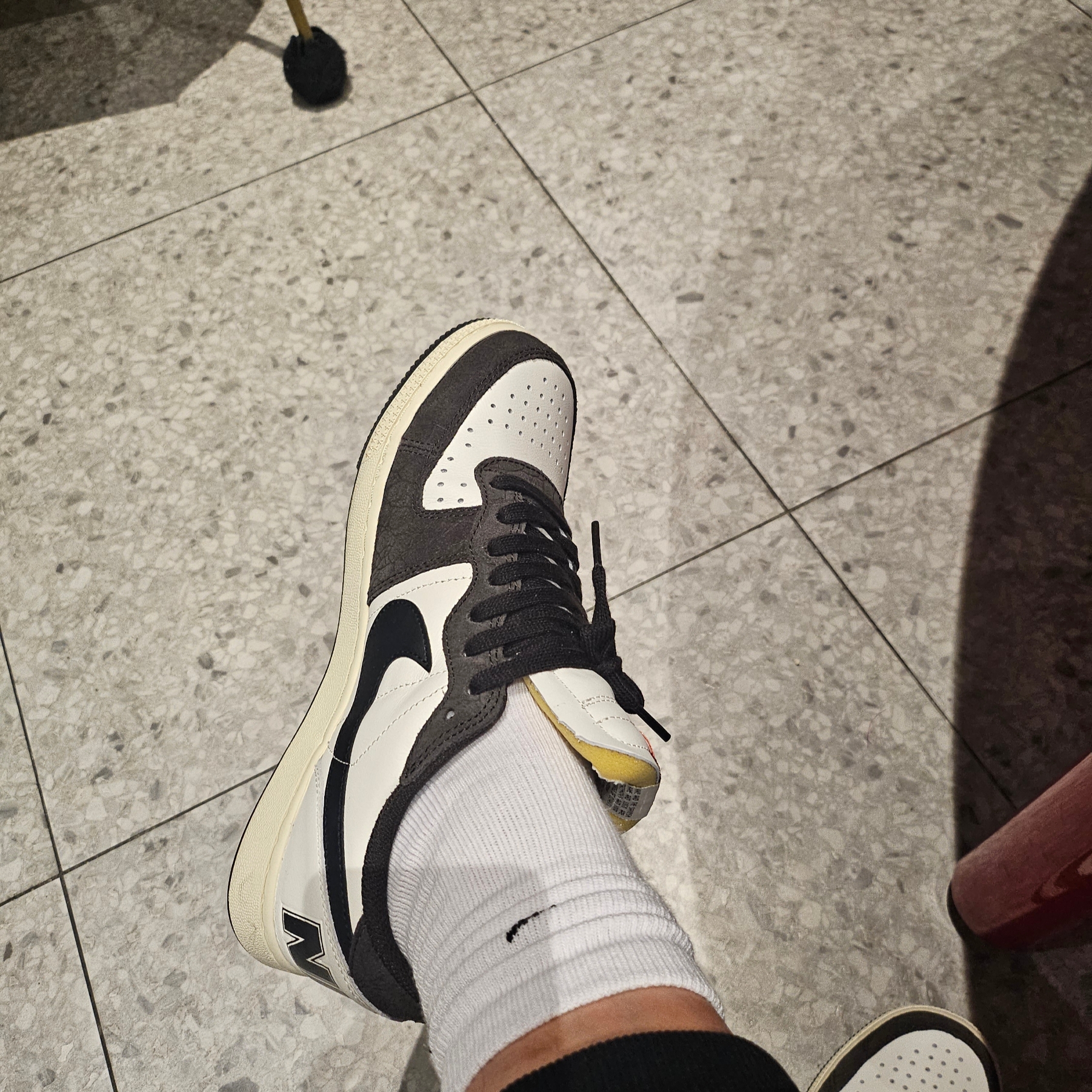 Nike Terminator Low Velvet Brown 착용 스타일