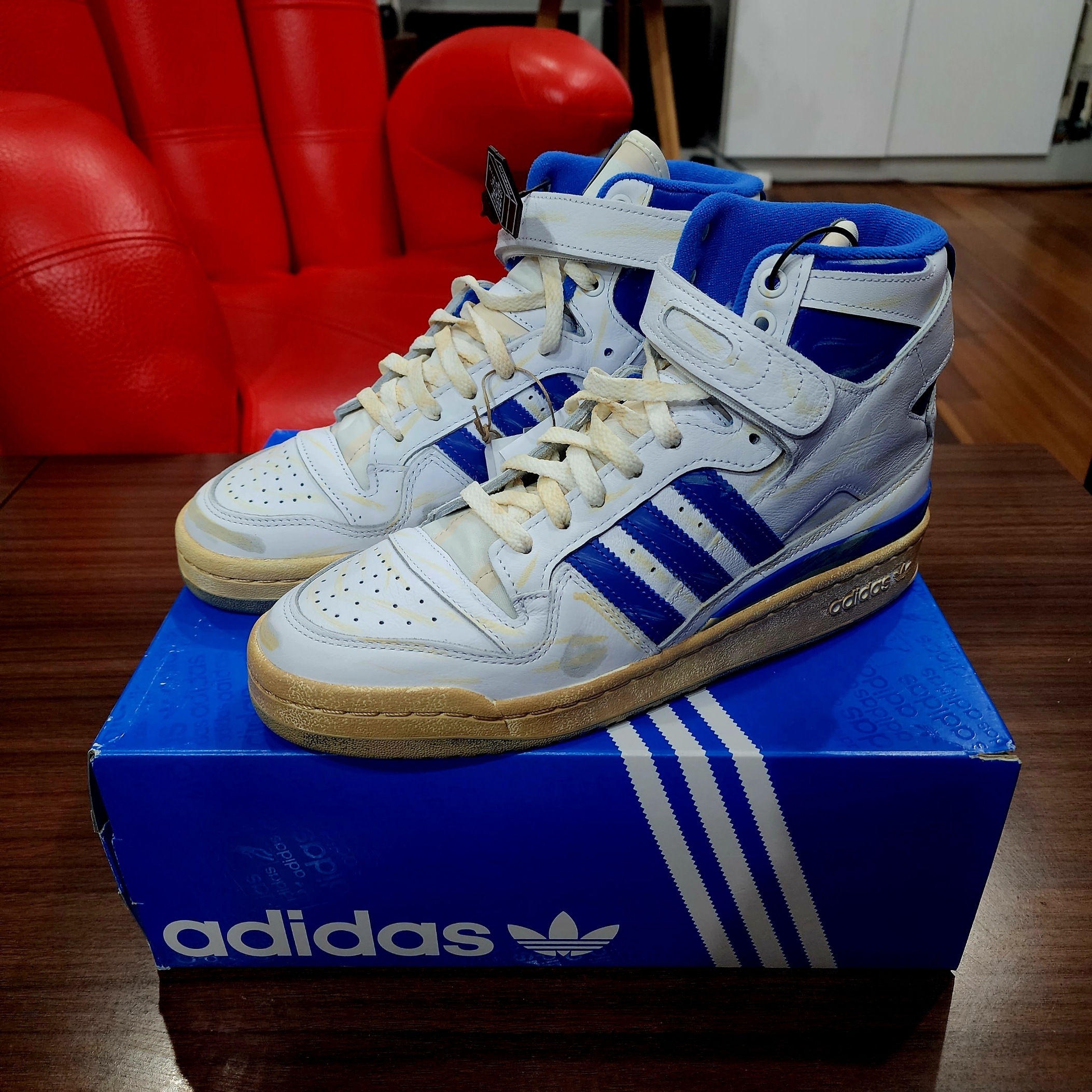 Adidas Forum 84 High AEC Blue 착용 스타일