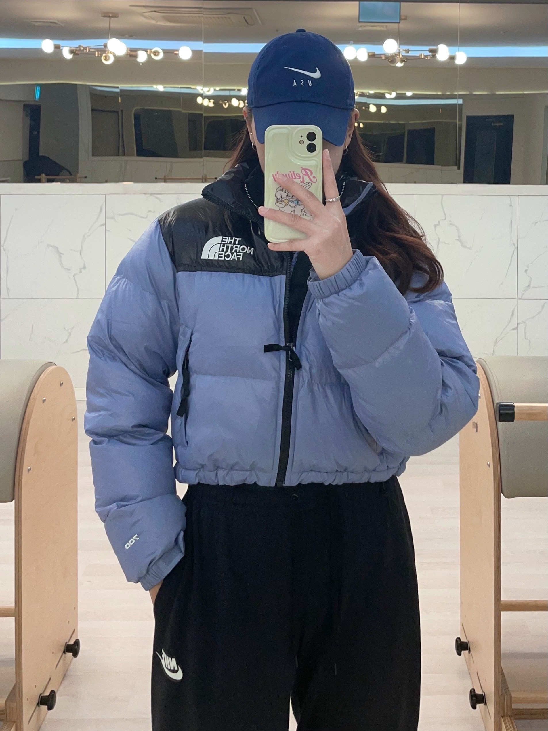 (W) The North Face Nuptse Short Jacket Folk Blue, (W) Nike Club Fleece Pants Black - US/EU 착용 스타일 - 2
