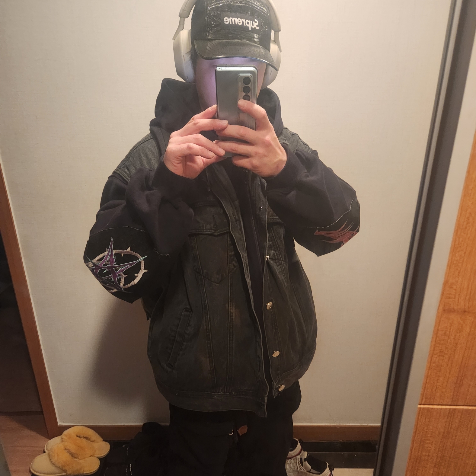 Civision by CSC Death Core Hooded Denim Jacket Washed Black, Zara Utility Pocket Pants Black 착용 스타일