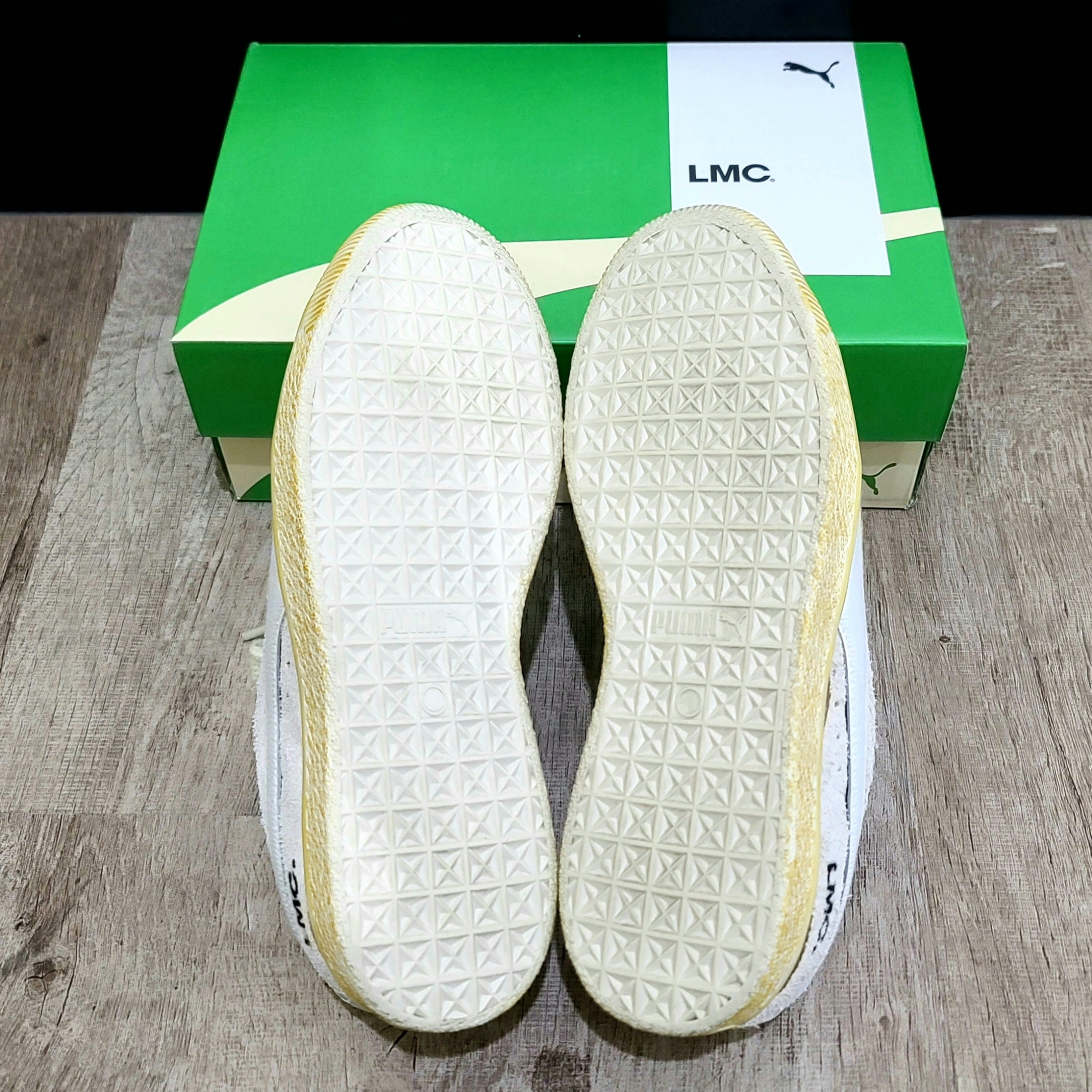 Puma x LMC Suede VTG Frosted Ivory 착용 스타일 - 4