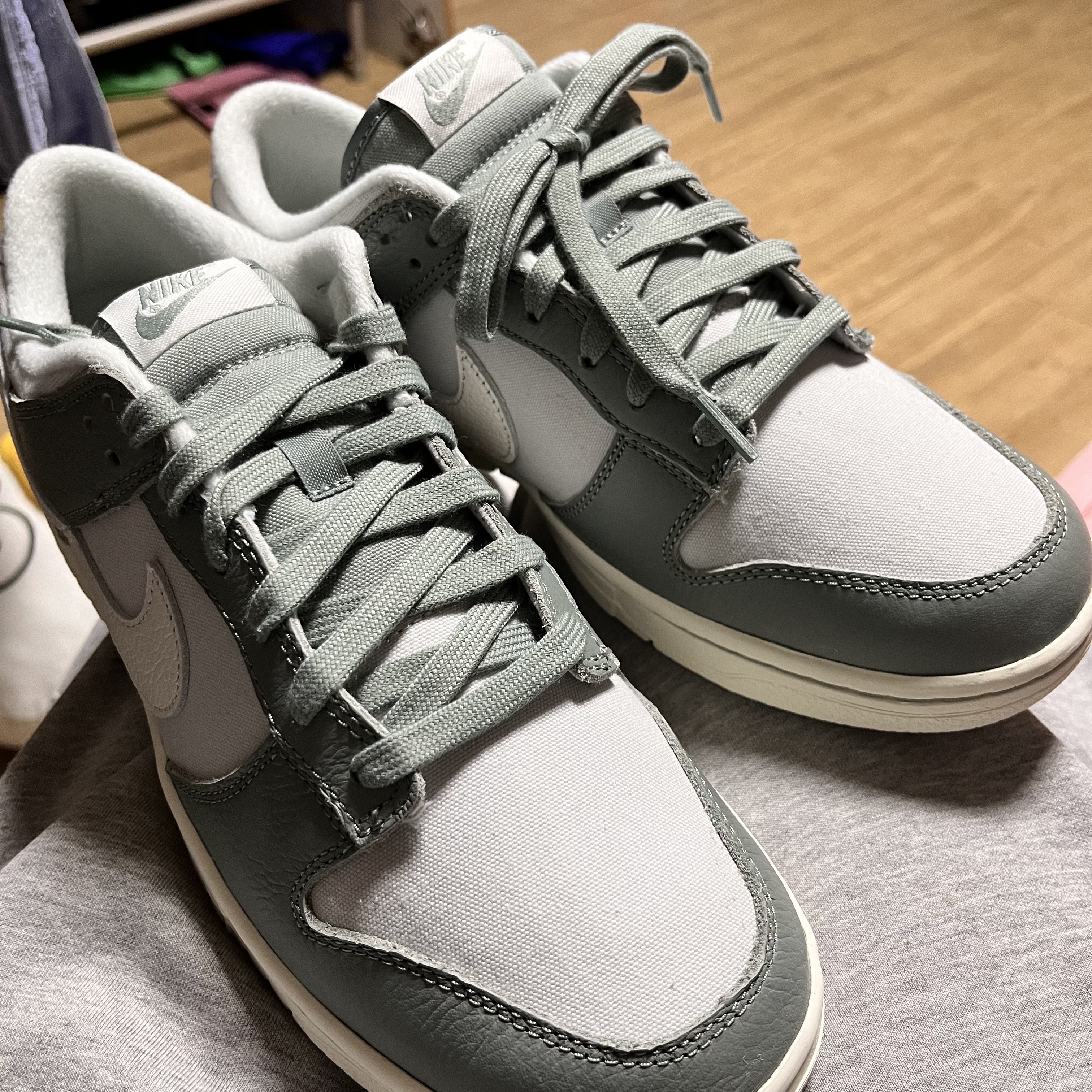 Nike Dunk Low Mica Green 착용 스타일