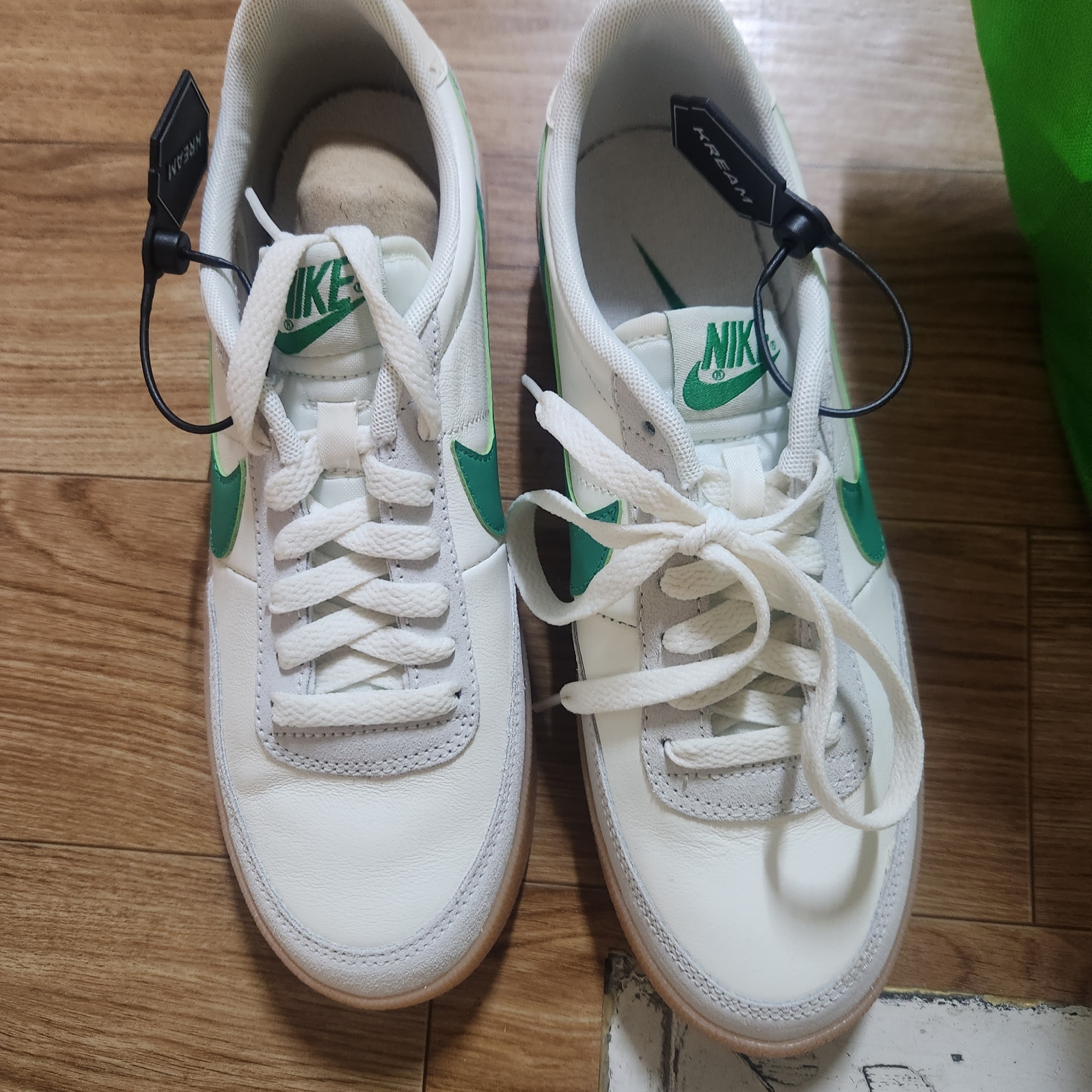 Nike x J.Crew Killshot 2 Lucid Green 착용 스타일 - 1