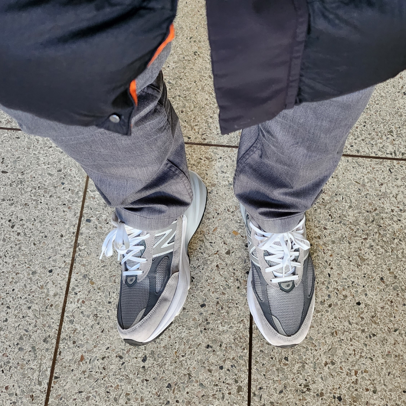 New Balance 990v6 Made in USA Grey - D Standard 착용 스타일