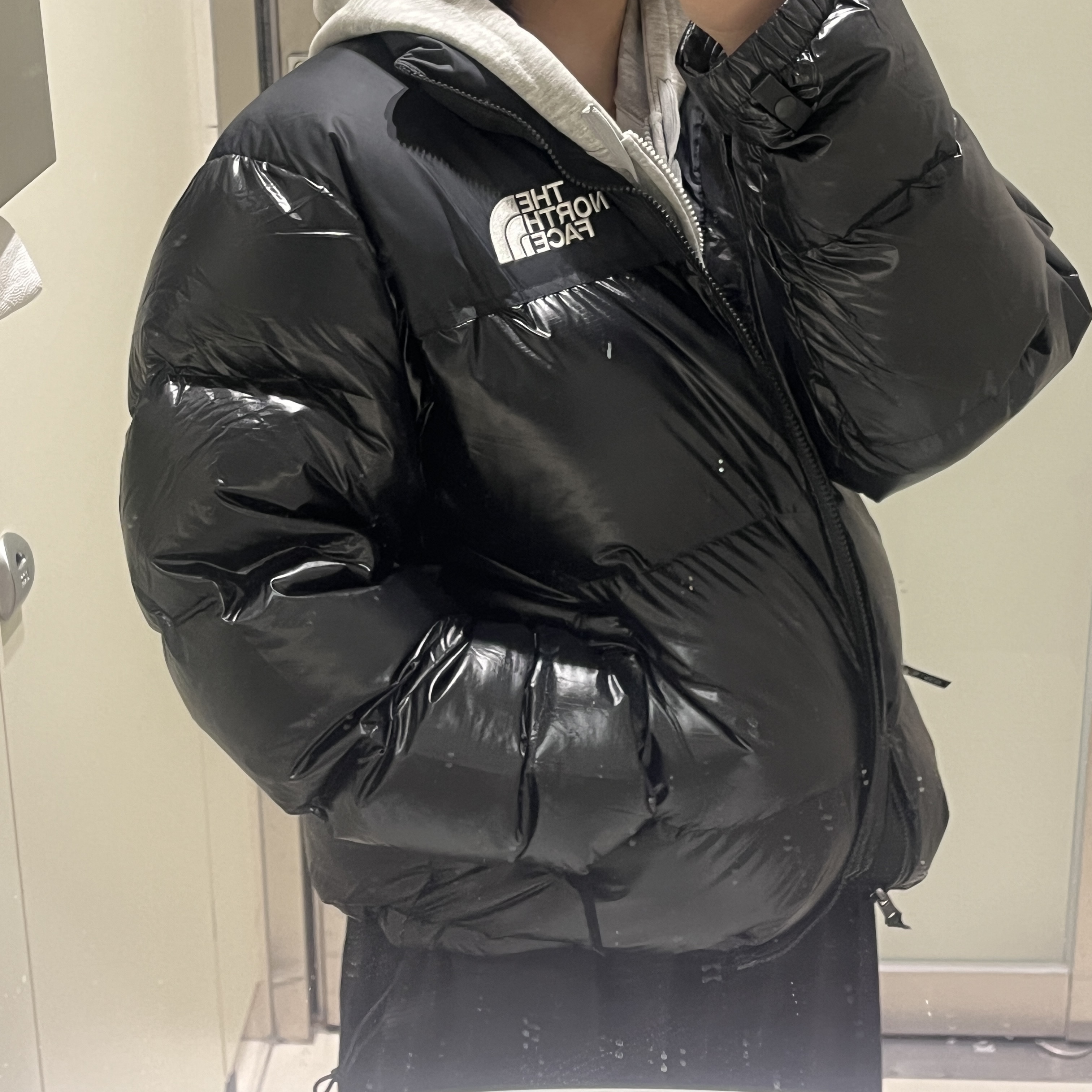 The North Face 1996 Eco Nuptse Jacket Real Black 착용 스타일