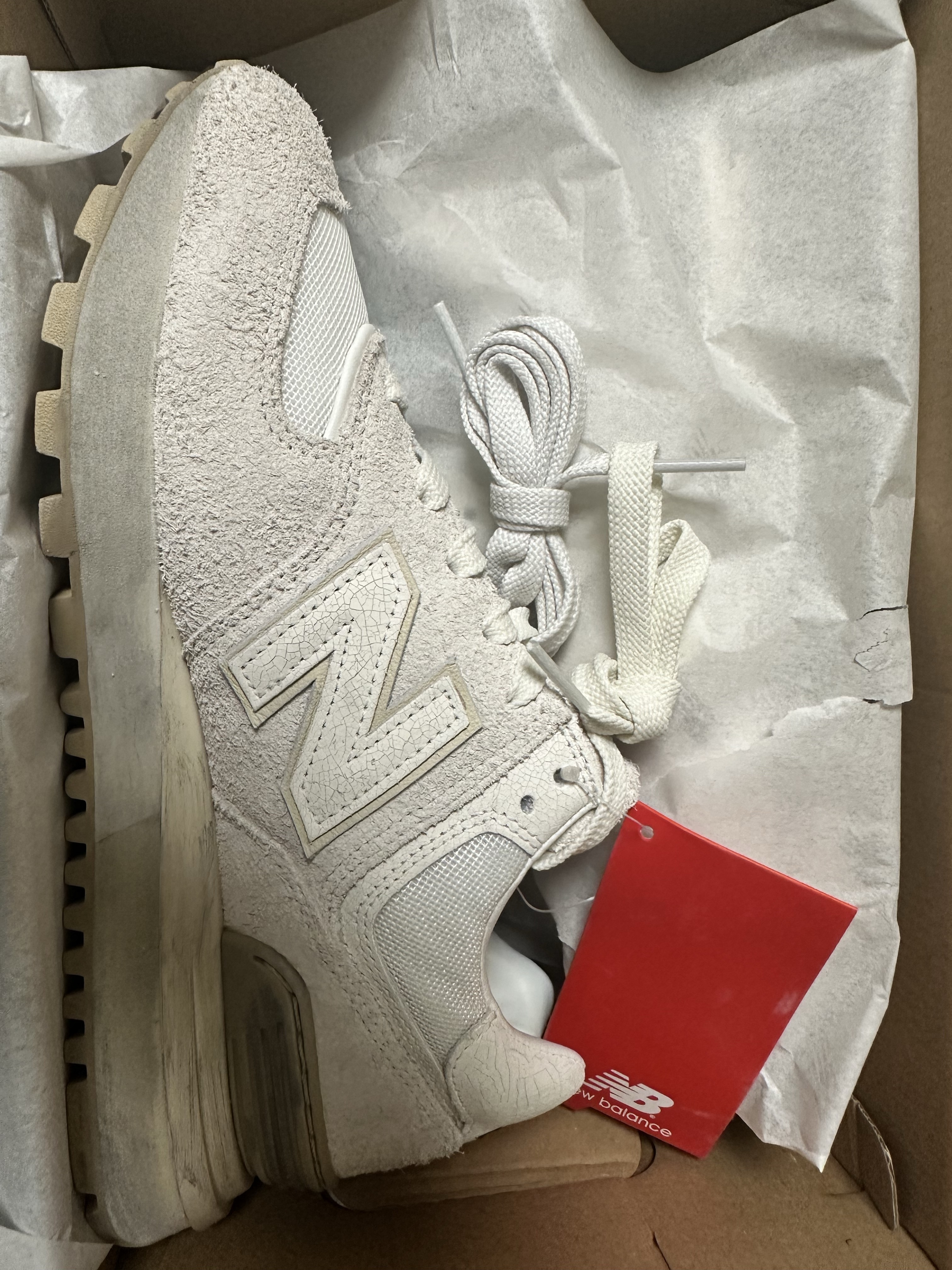 New Balance x Recto 574 Ash Cream Legacy 착용 스타일 - 1