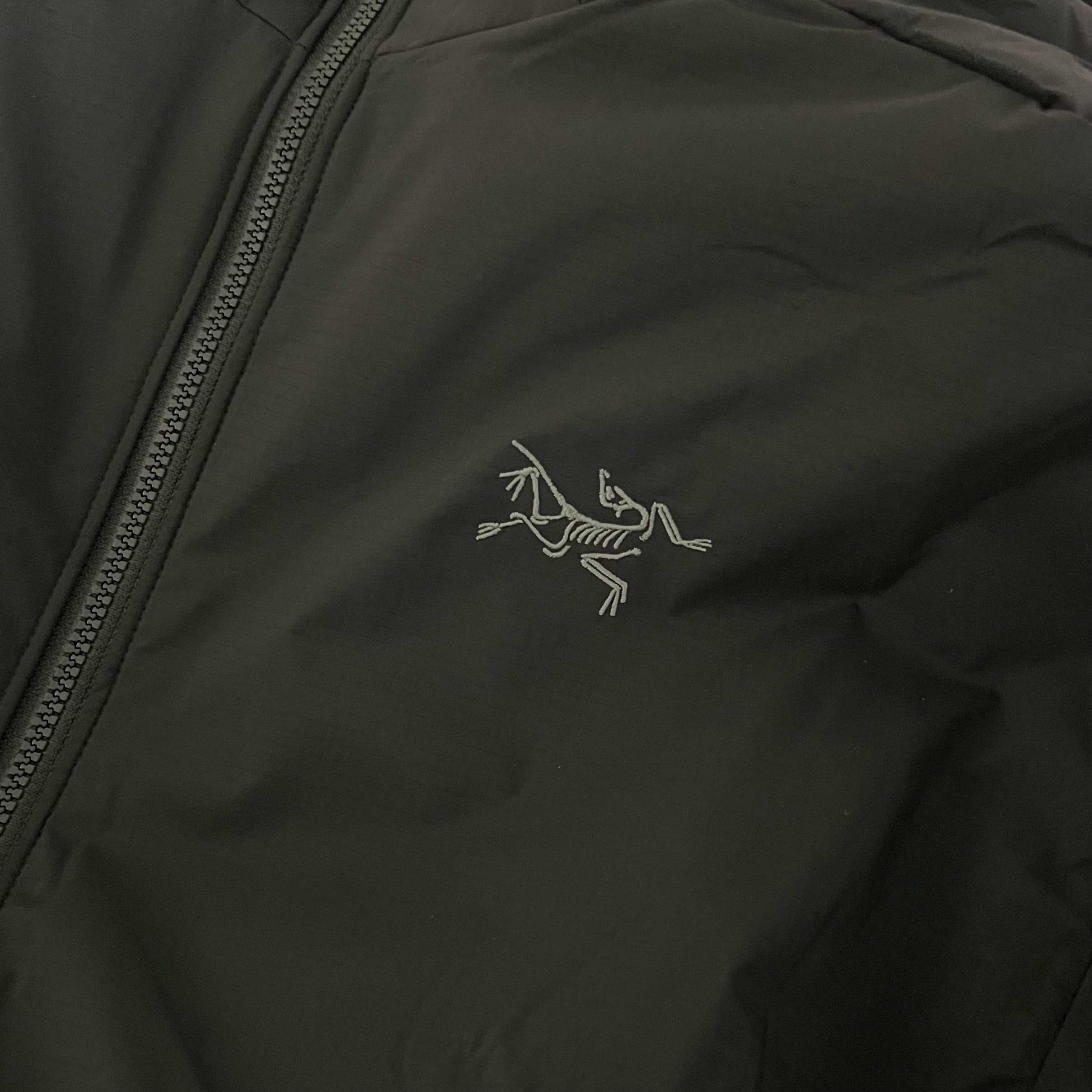 Arc'teryx Atom Heavyweight Hoody Black 착용 스타일