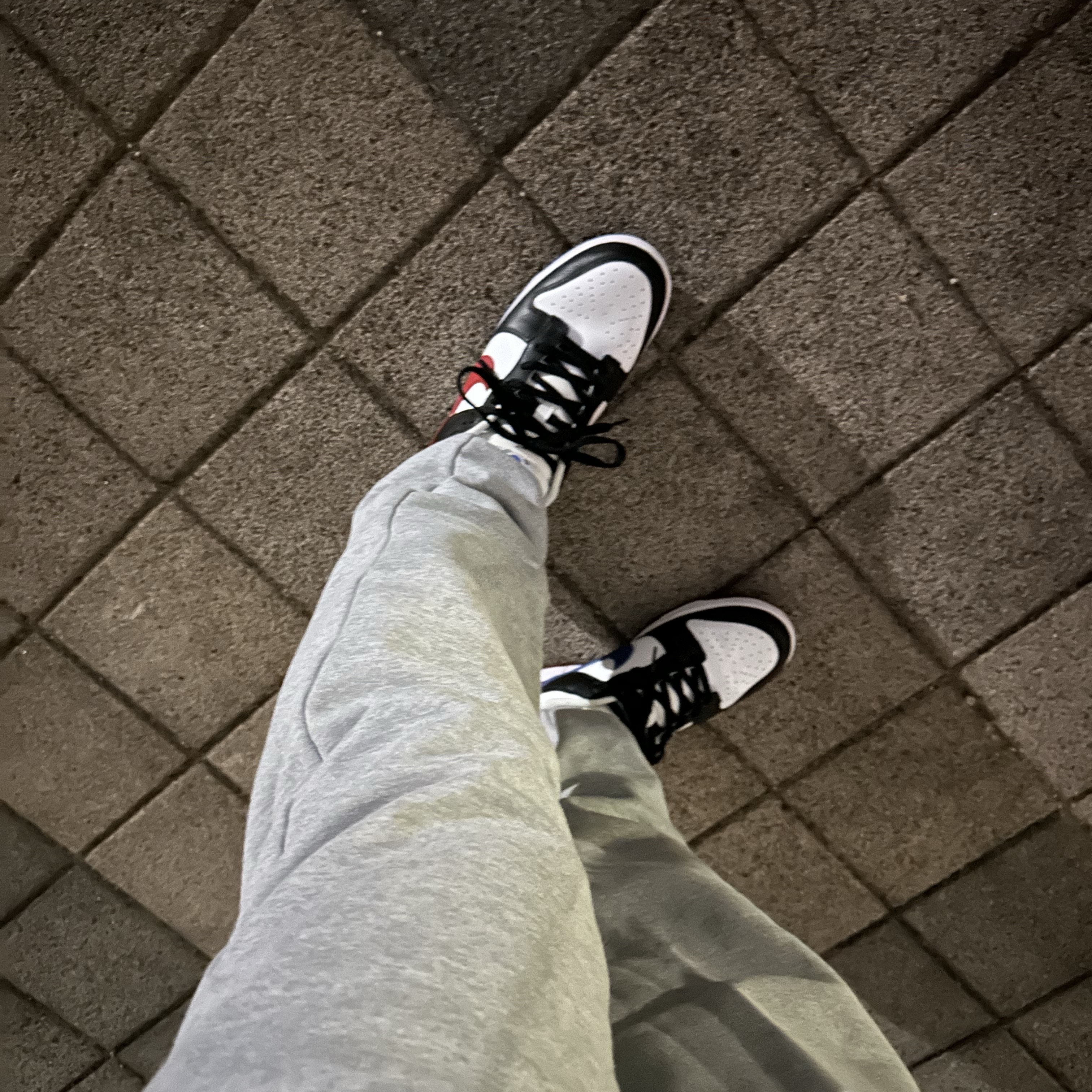 Nike Dunk Low SE Seoul 착용 스타일 - 1
