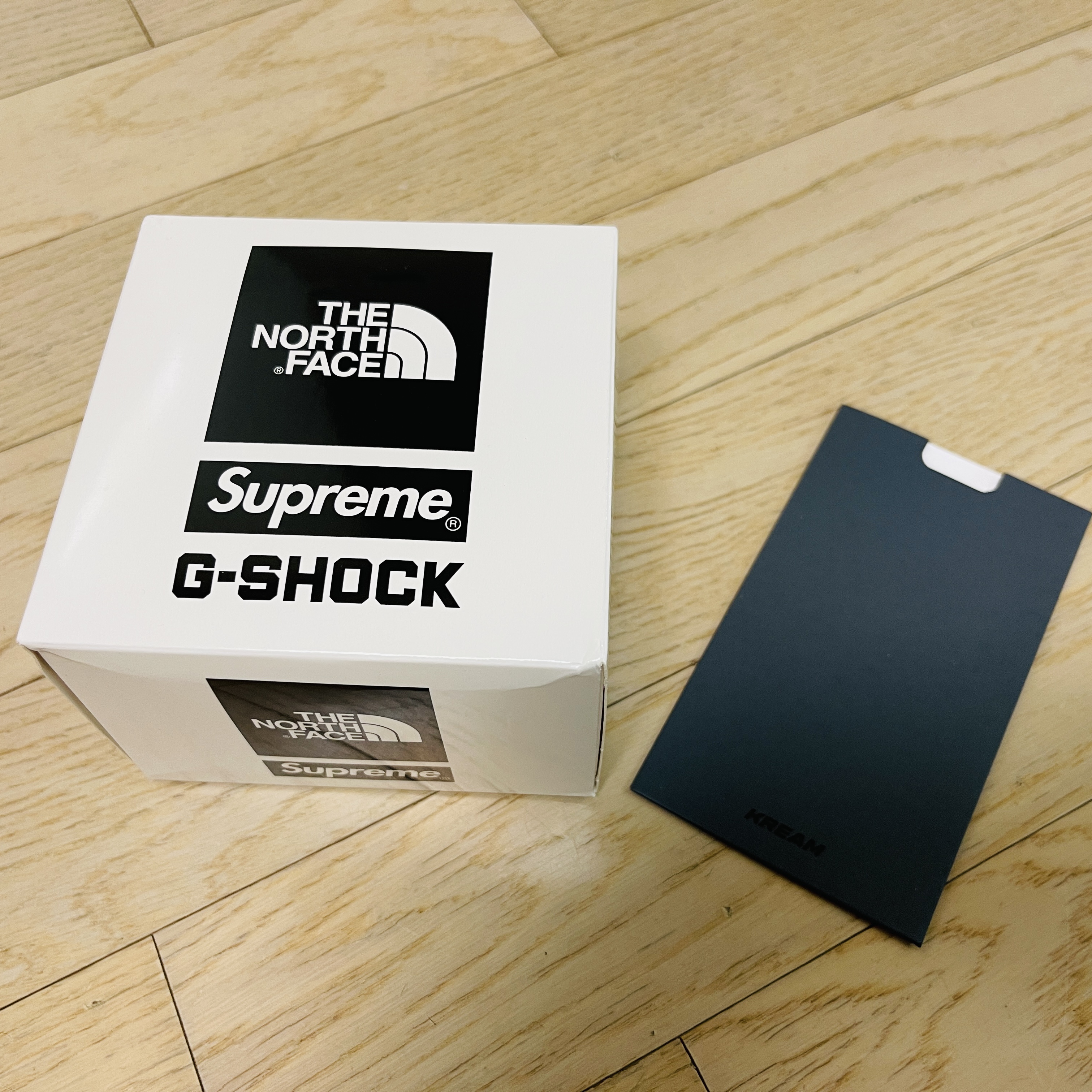 Casio G-Shock x Supreme x The North Face DW-6900 Black 착용 스타일 - 8