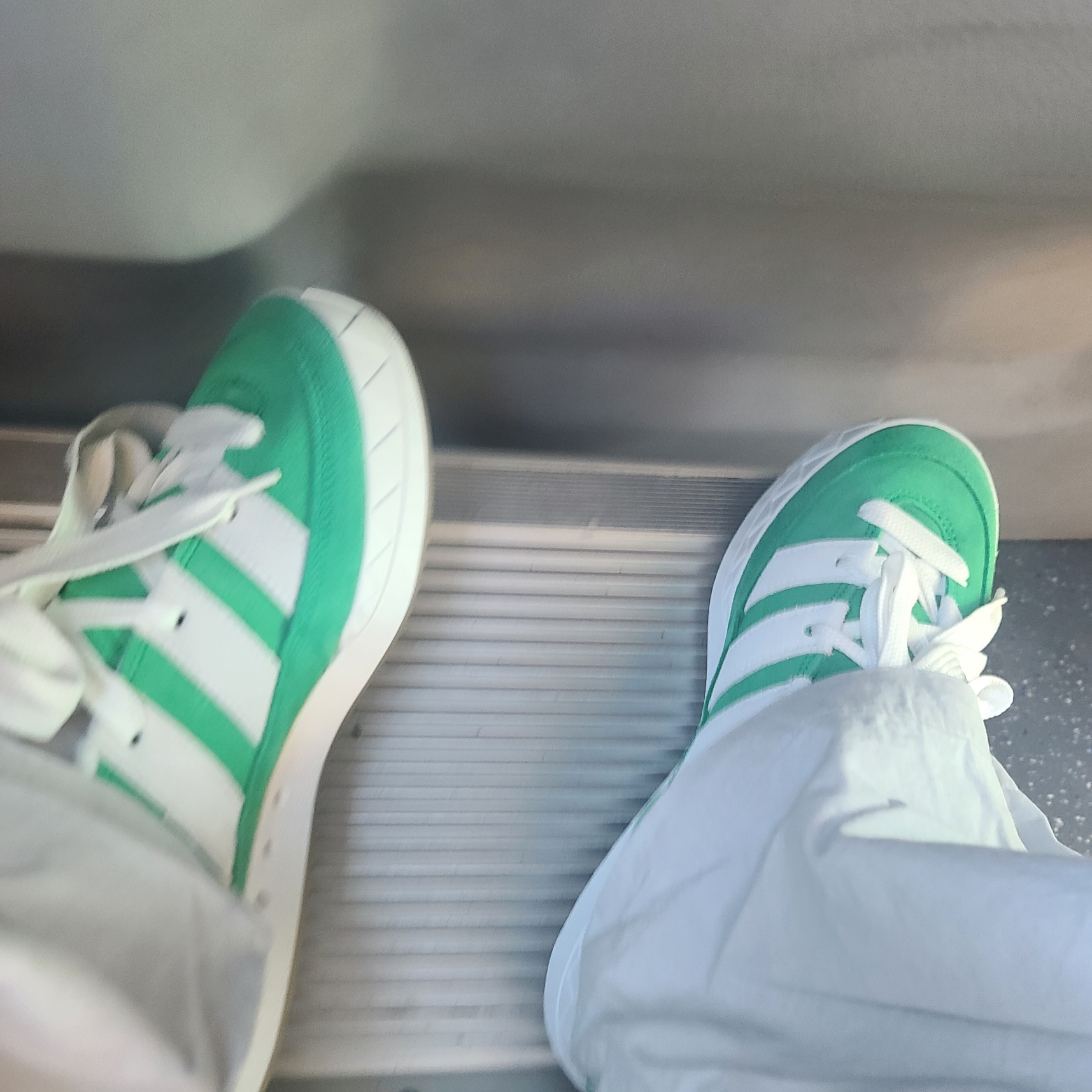 Adidas Adimatic Green 착용 스타일 - 1