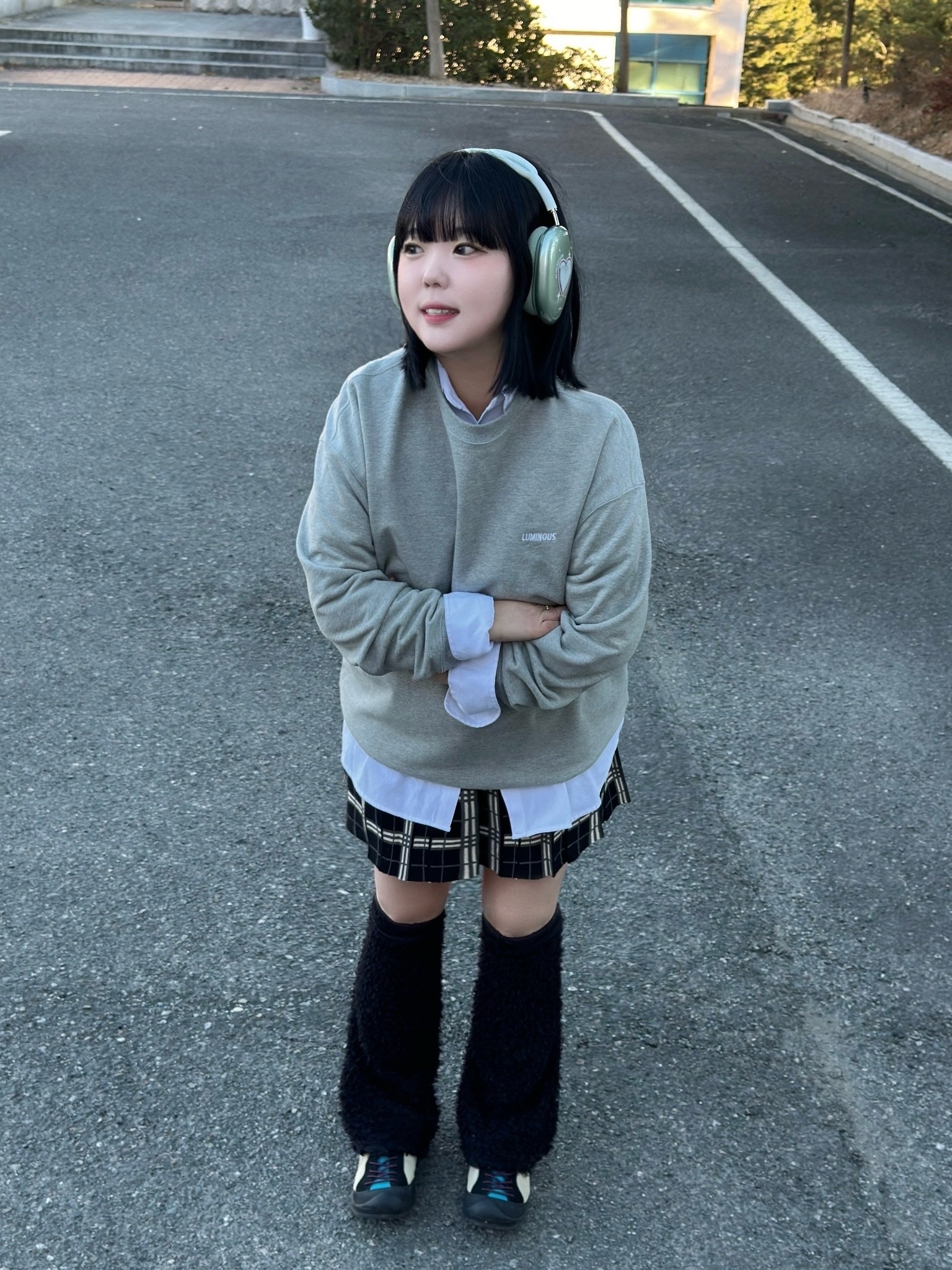 (W) Keen Jasper Rocks SP Sneakers Beige, Apple AirPods Max Lightning Green (Korean Ver.) 착용 스타일 - 4