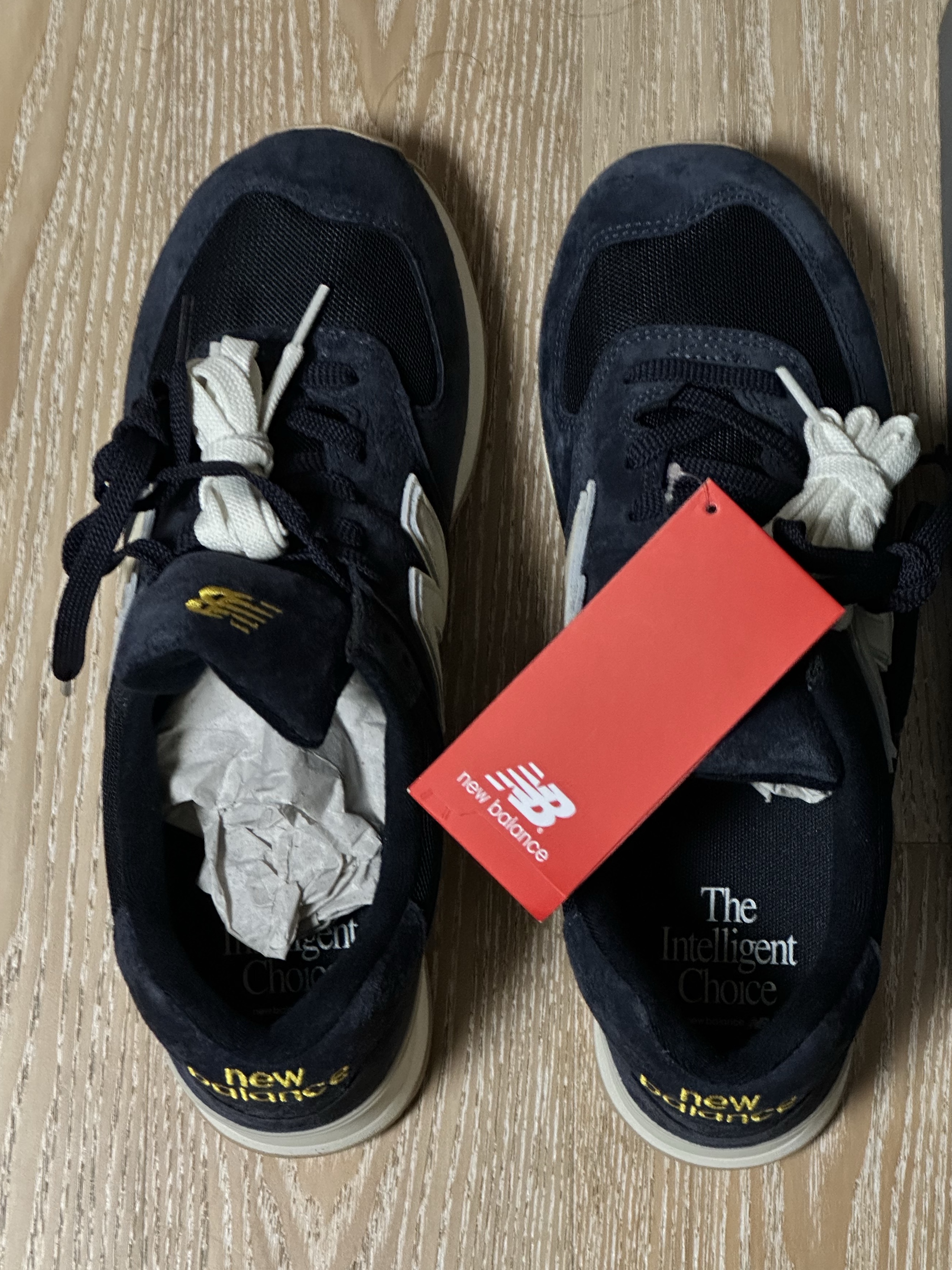 New Balance x Recto 574 Faded Navy Classic 착용 스타일 - 1