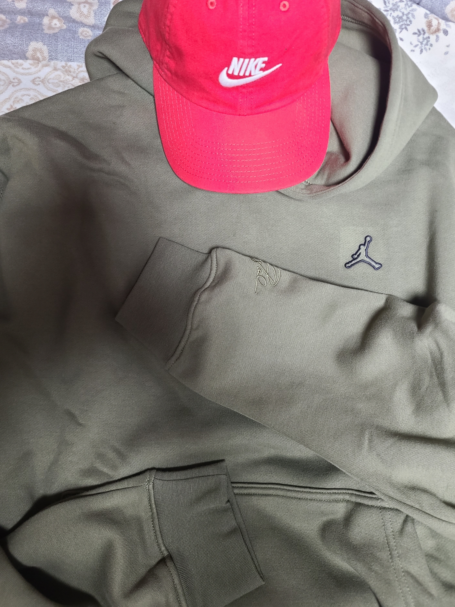 Supreme Frayed Logos Denim Camp Cap Blue - 21SS, Nike Heritage 86 Futura Washed Cap University Red 착용 스타일 - 2