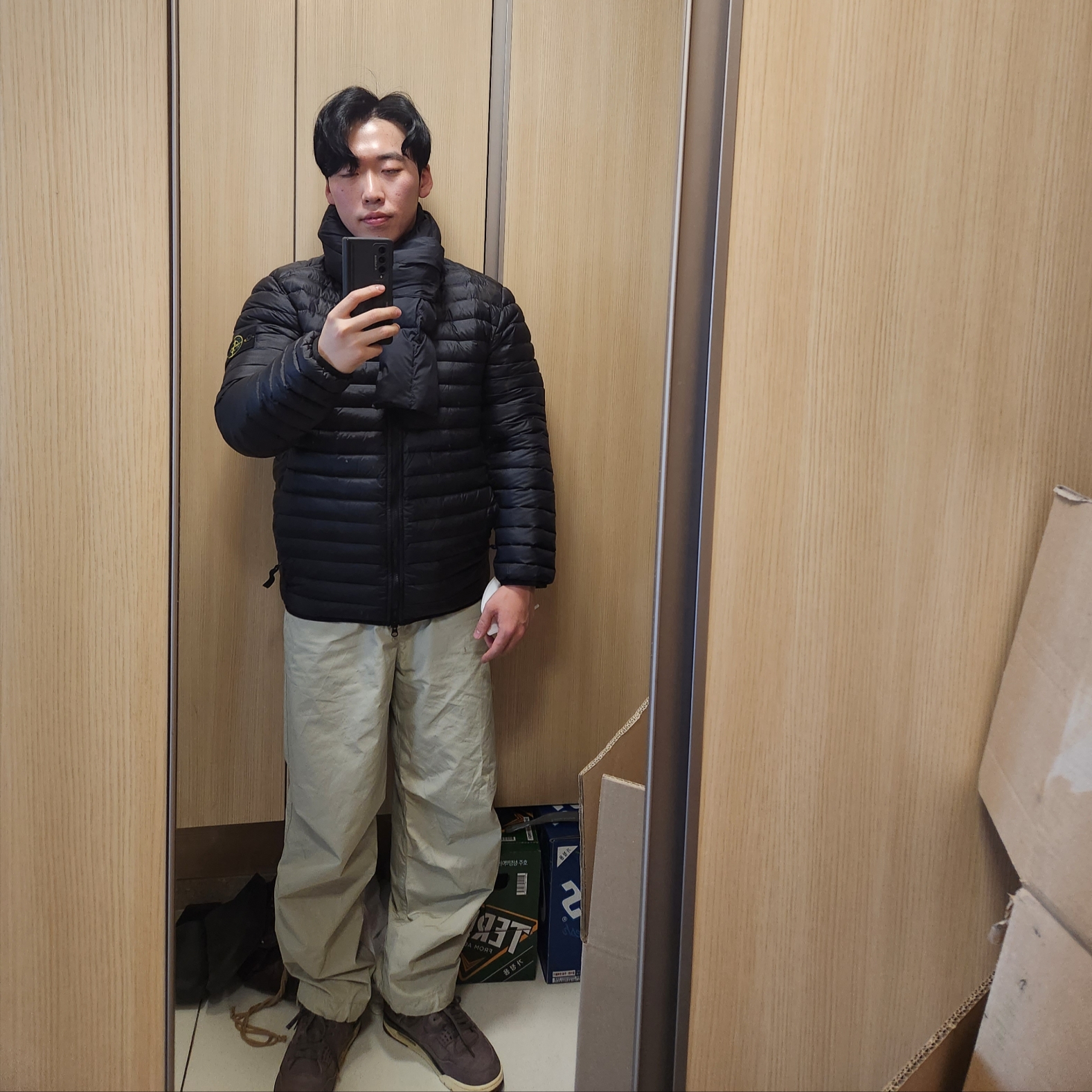 Stone Island 40324 Packable Loom Woven Chambers R-Nylon Down-TC Jacket Black - 23SS, Jordan 4 x A Ma Maniere Retro Violet Ore 착용 스타일