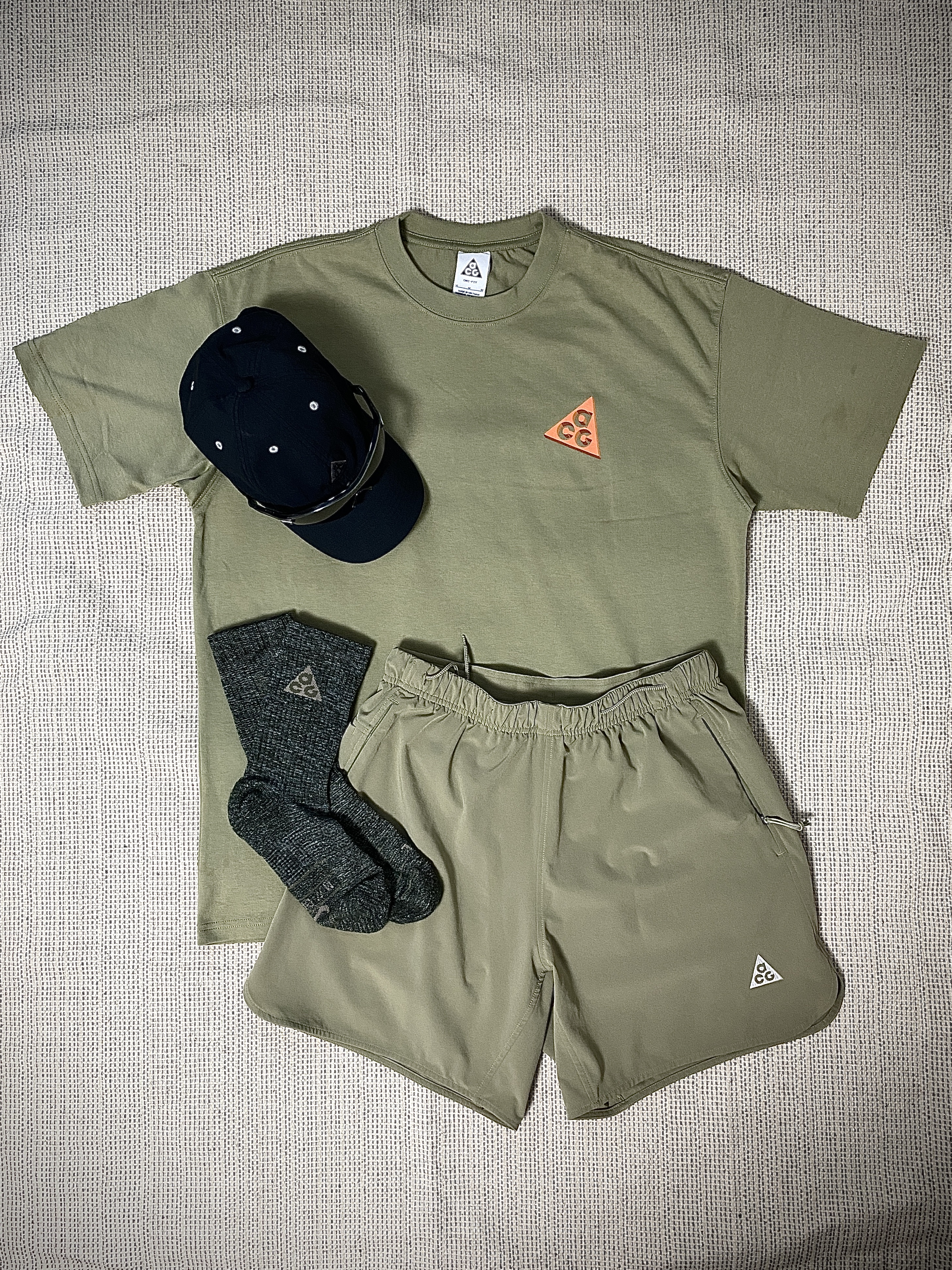 Nike ACG Vortex T-Shirt Neutral Olive - US/EU, Nike ACG Dri-Fit New Sands Shorts Neutral Olive - Asia 착용 스타일 - 5