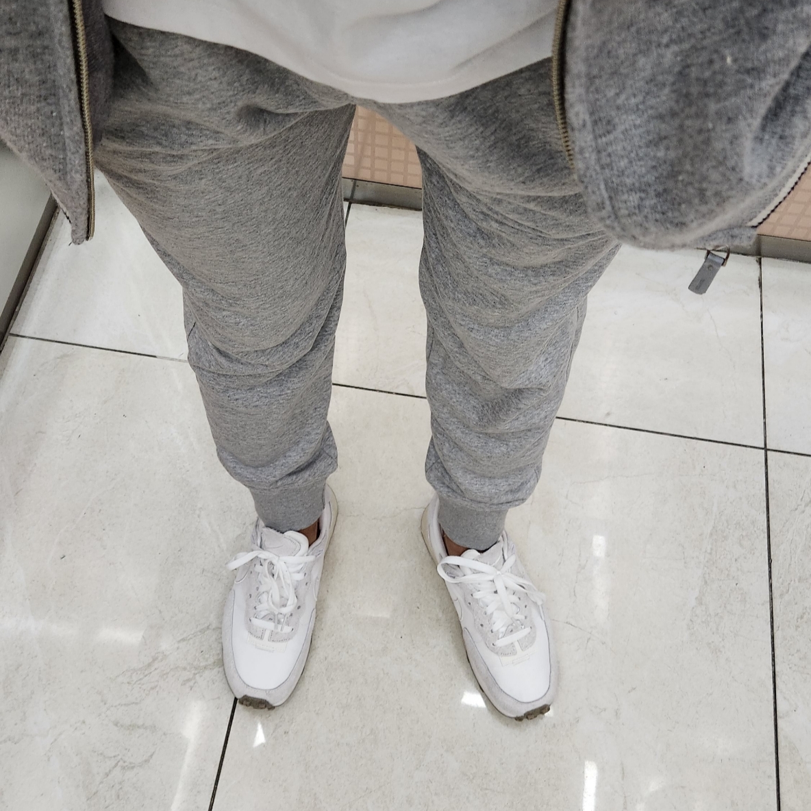 (W) Nike Fontanka Waffle White 착용 스타일