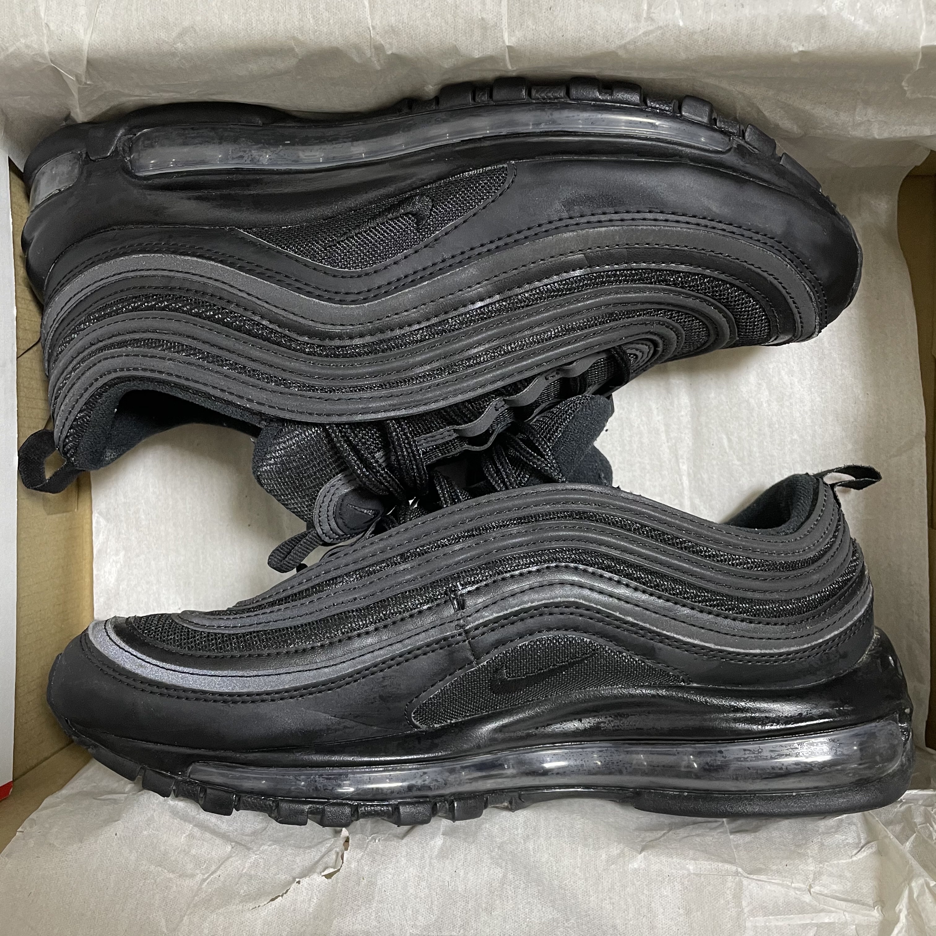 Nike Air Max 97 Triple Black 착용 스타일