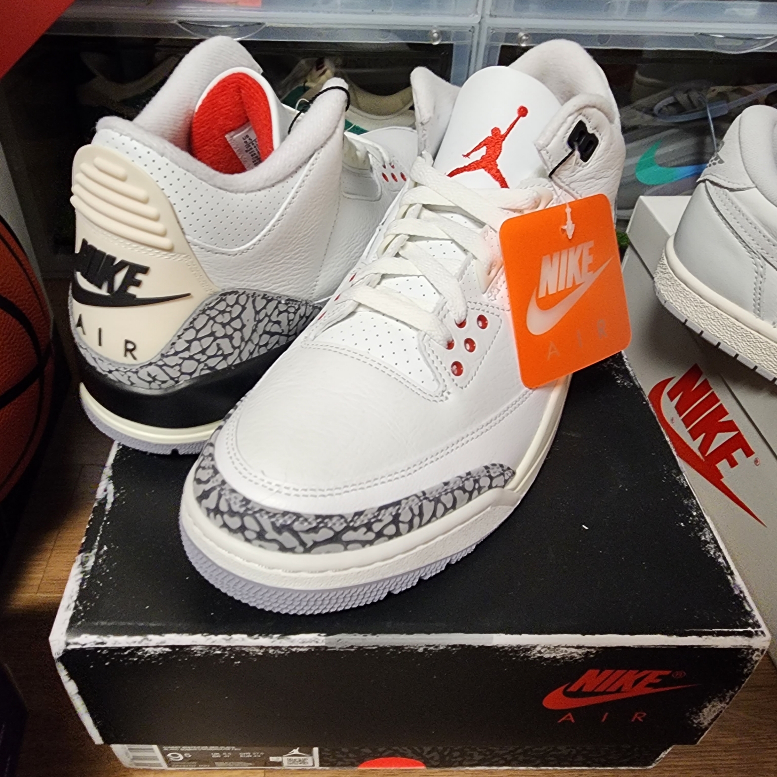 Jordan 3 Retro White Cement Reimagined 착용 스타일