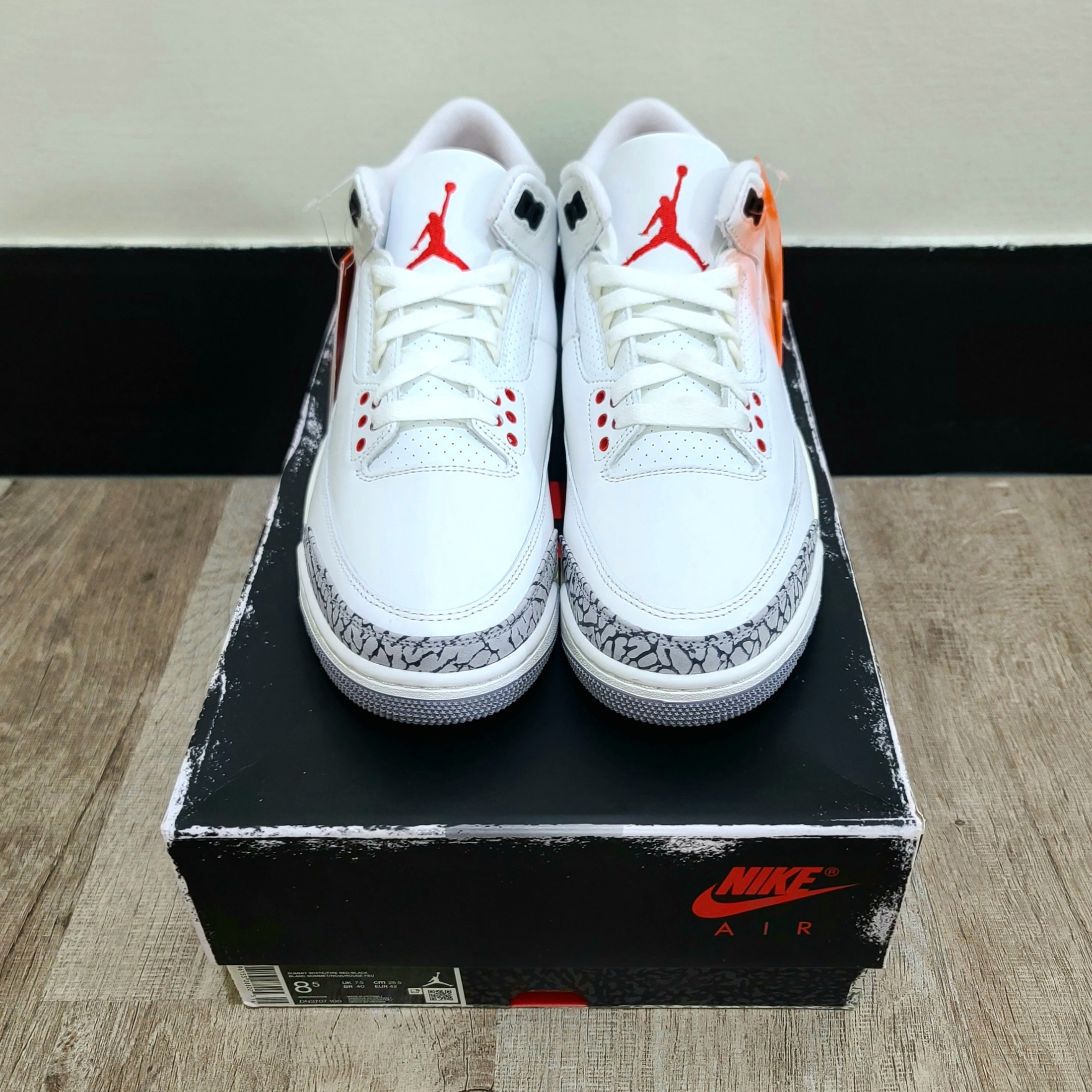Jordan 3 Retro White Cement Reimagined 착용 스타일 - 2