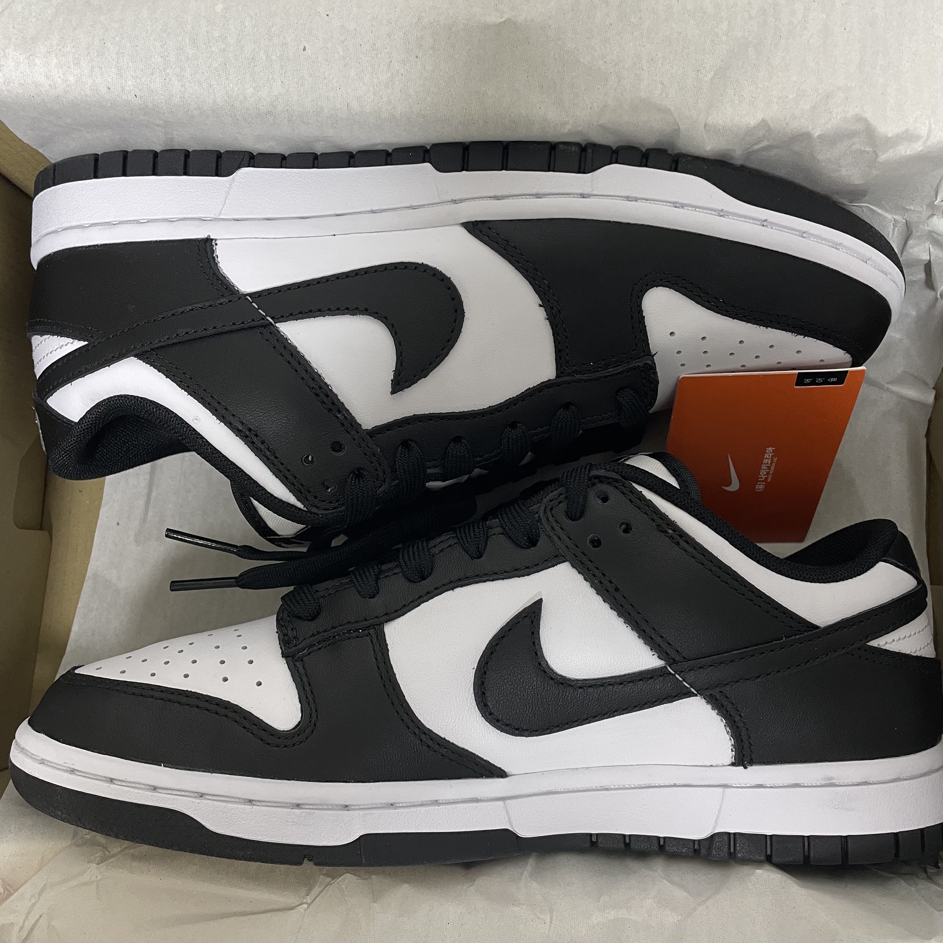 Nike Dunk Low Retro Black 착용 스타일