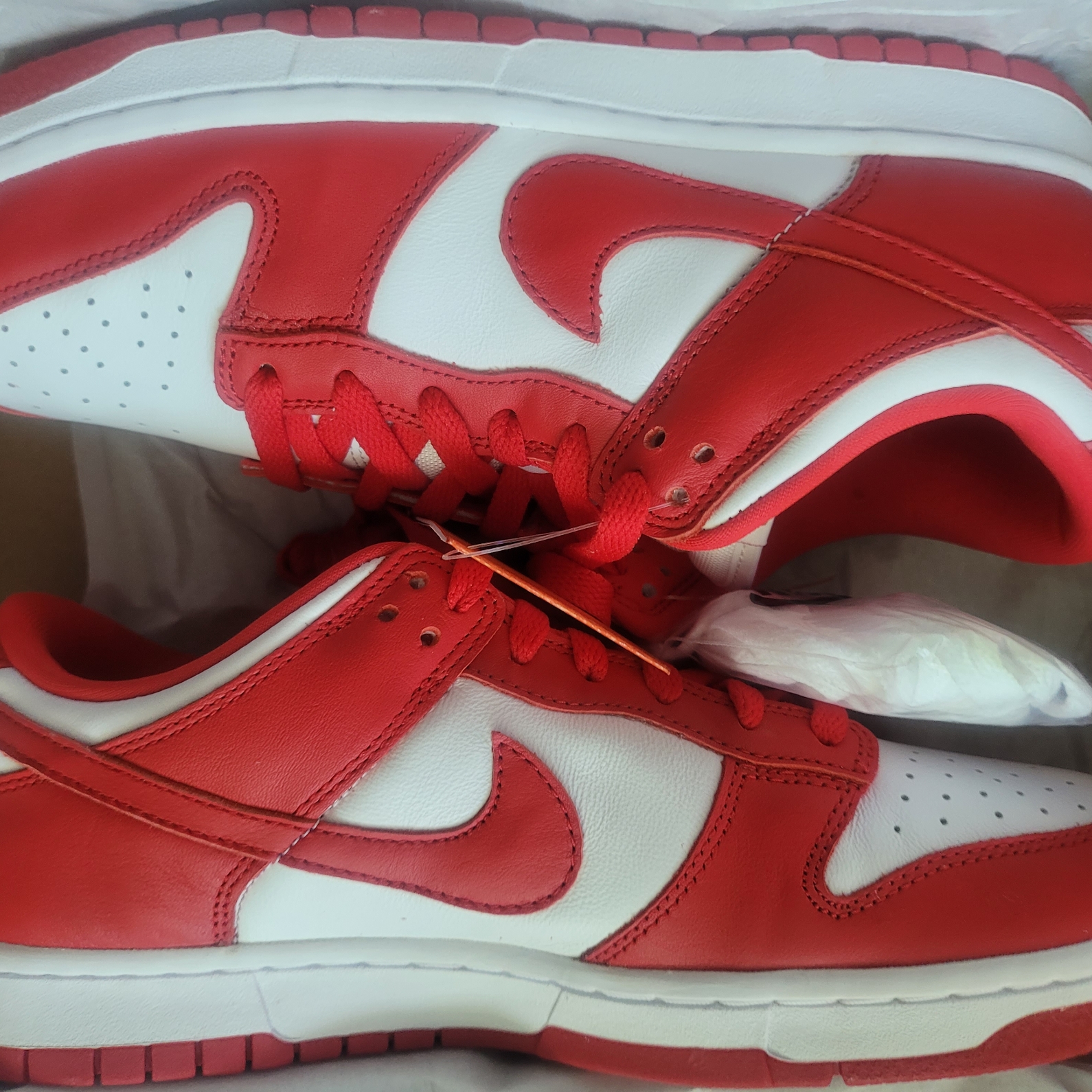 Nike Dunk Low SP White and University Red 2023 착용 스타일