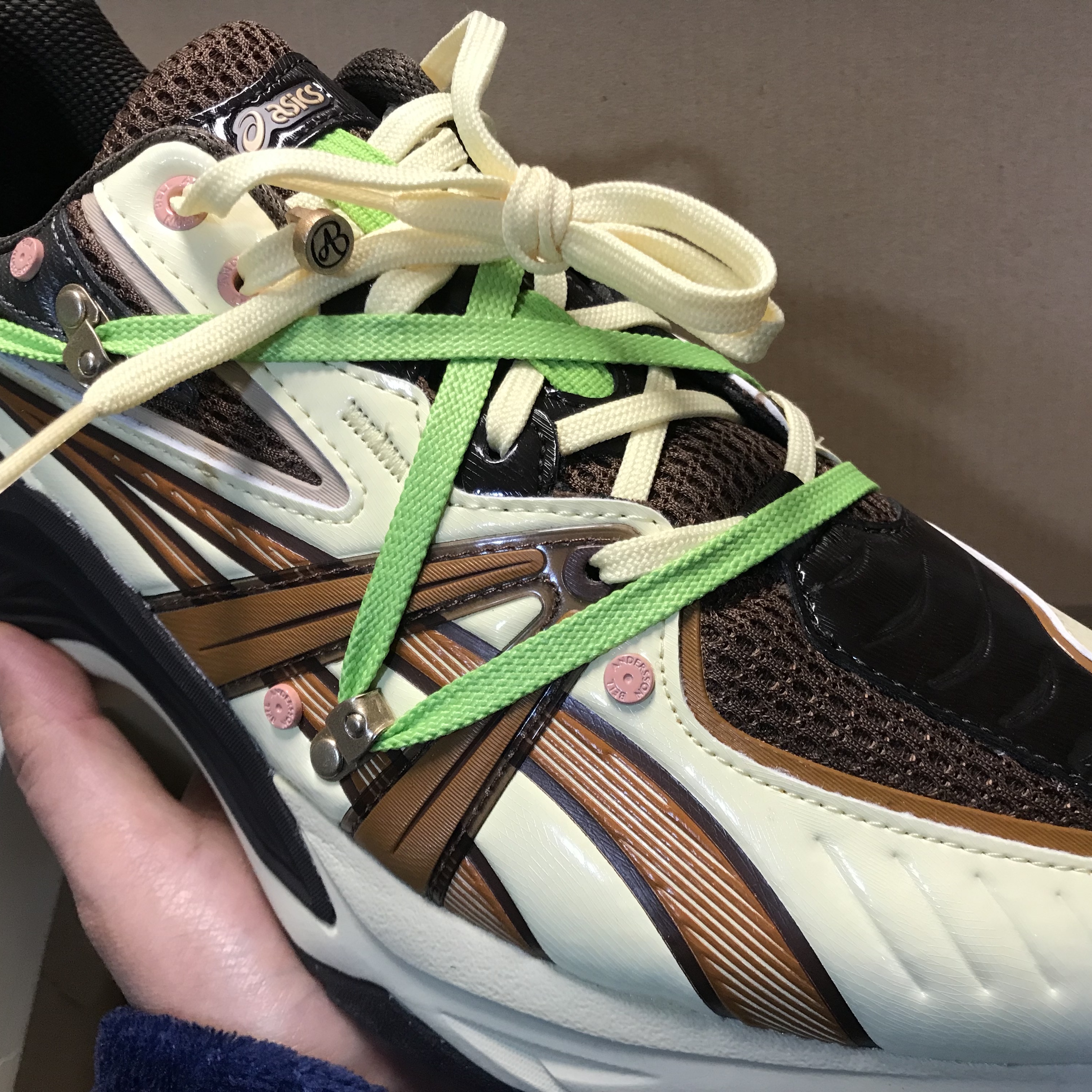 Asics x Andersson Bell HN2-S Protoblast Butter 착용 스타일