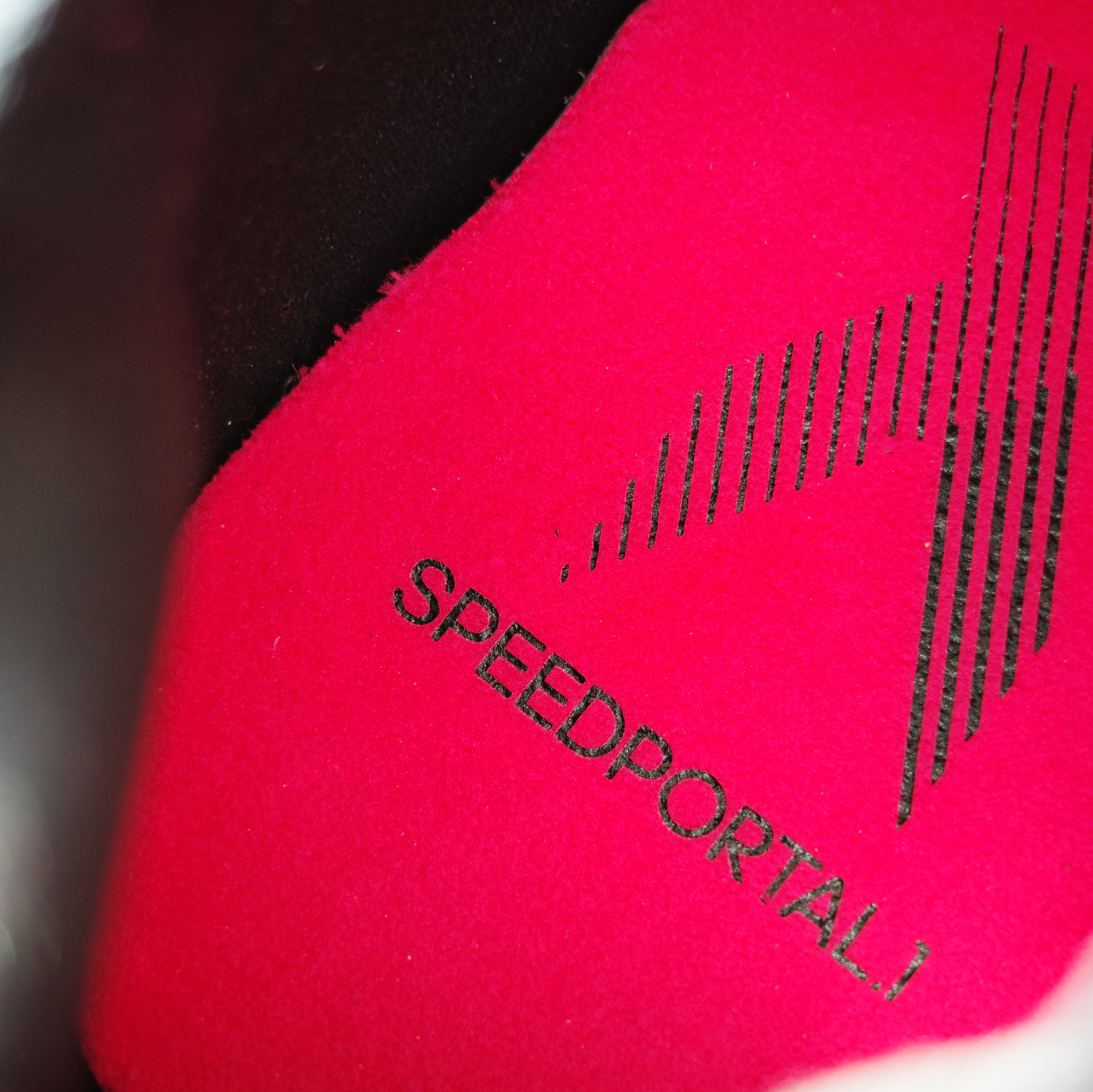 Adidas X Speedportal.1 TF Team Shock Pink 착용 스타일 - 3