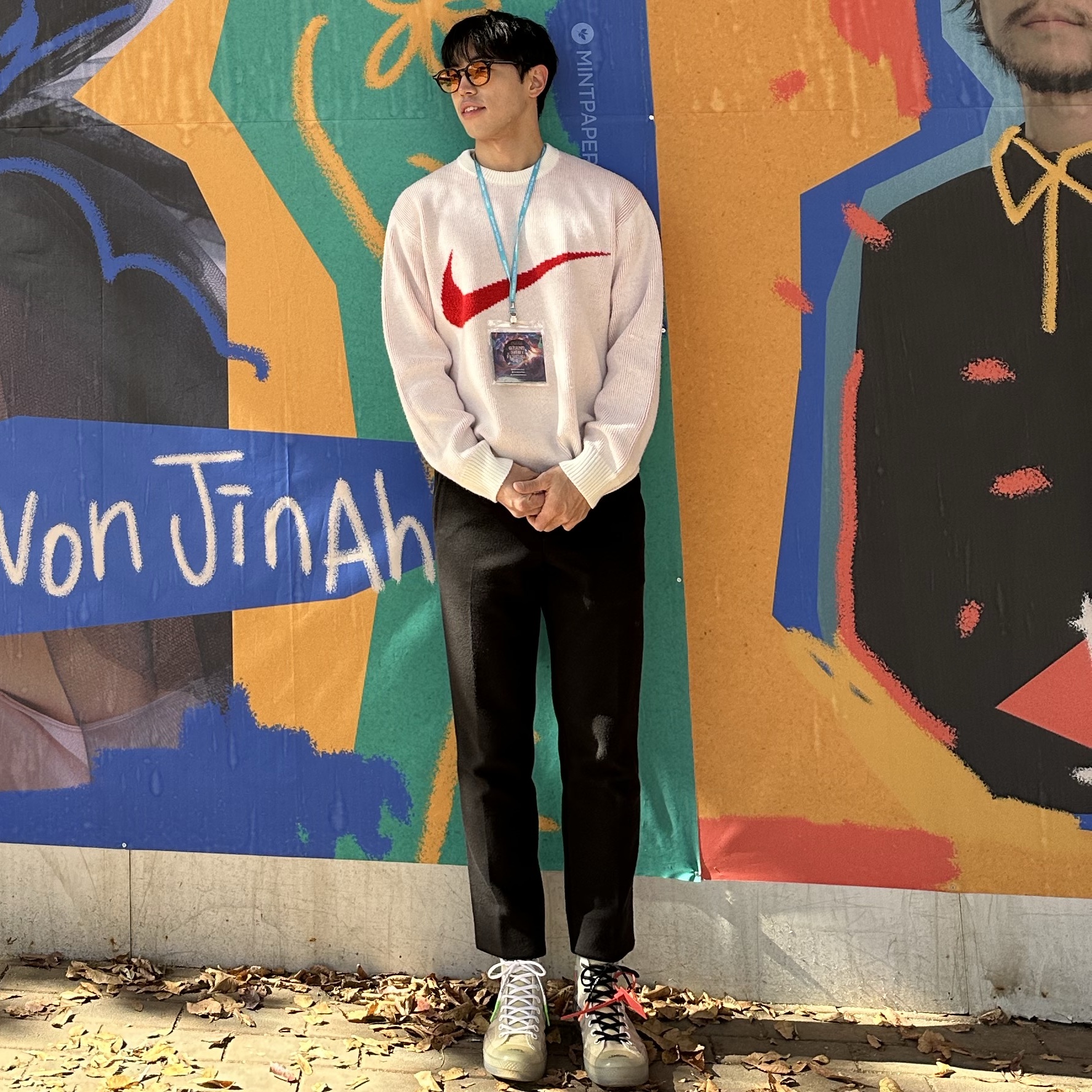 Supreme x Nike Swoosh Sweater White - 19SS, Converse x Off-White Chuck 70 High The Ten 착용 스타일