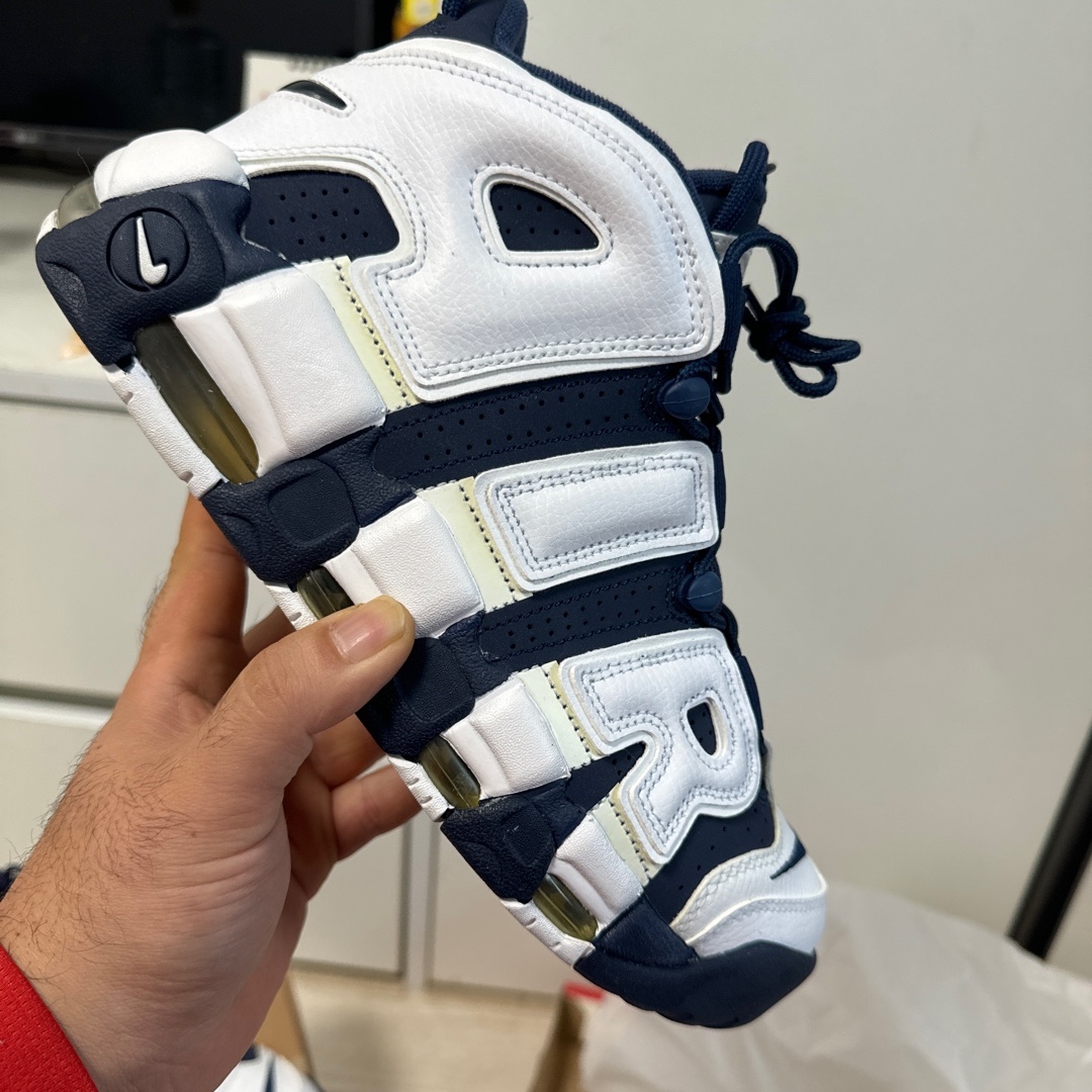 Nike Air More Uptempo Olympic 2016 착용 스타일