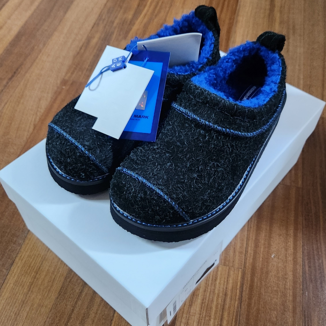Ader Error Moc Noir 착용 스타일 - 1