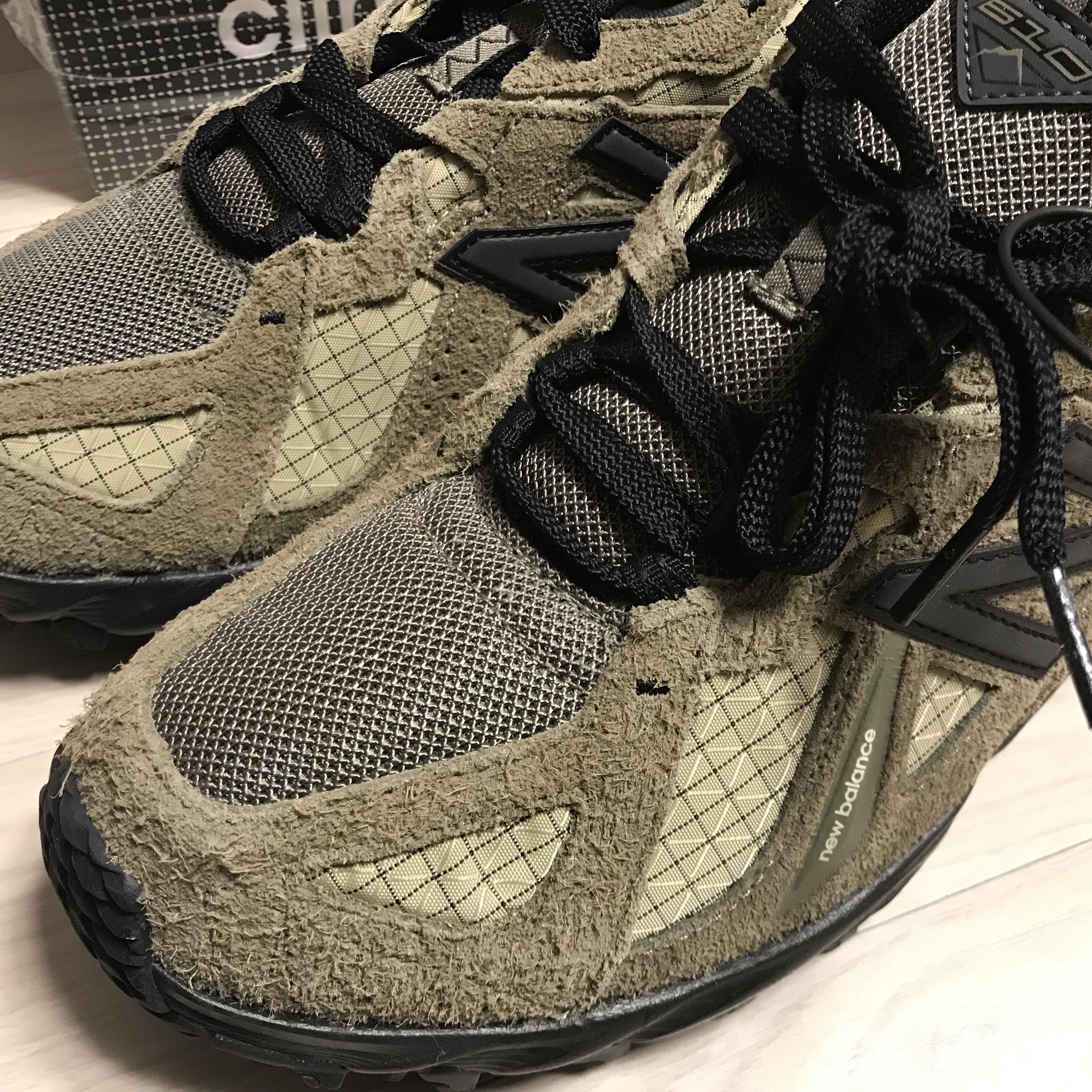 New Balance x Cayl ML610TCL Covert Green 착용 스타일
