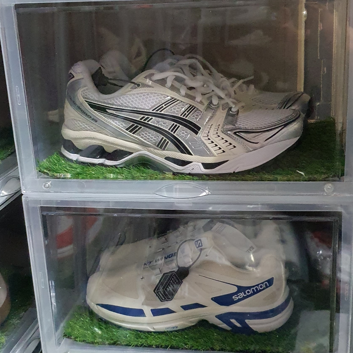 (W) Asics Gel-Kayano 14 White Midnight, Salomon x JJJJound XT-Wings 2 White Lapis Blue 착용 스타일