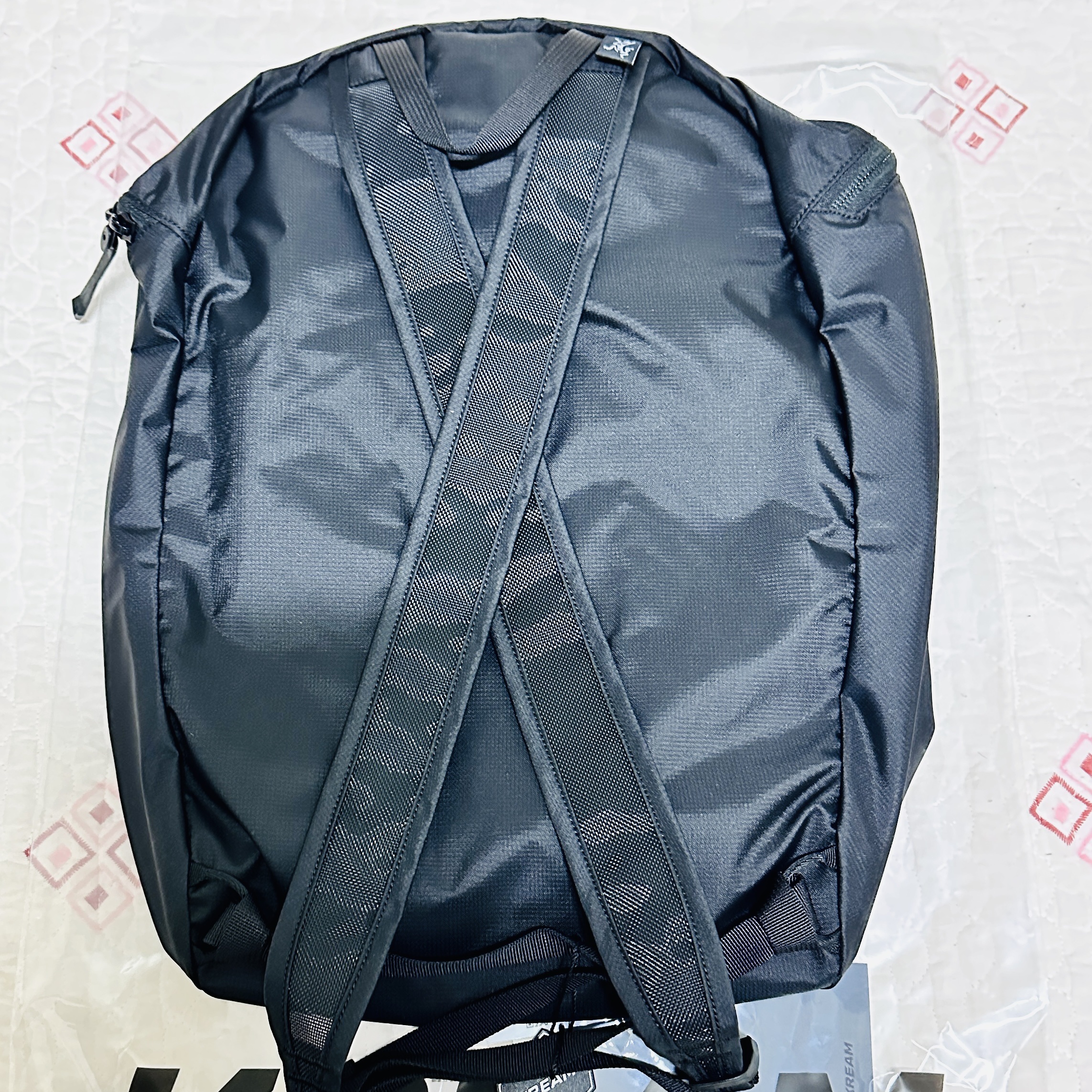 Arc'teryx Heliad 15 Backpack Black 착용 스타일 - 2