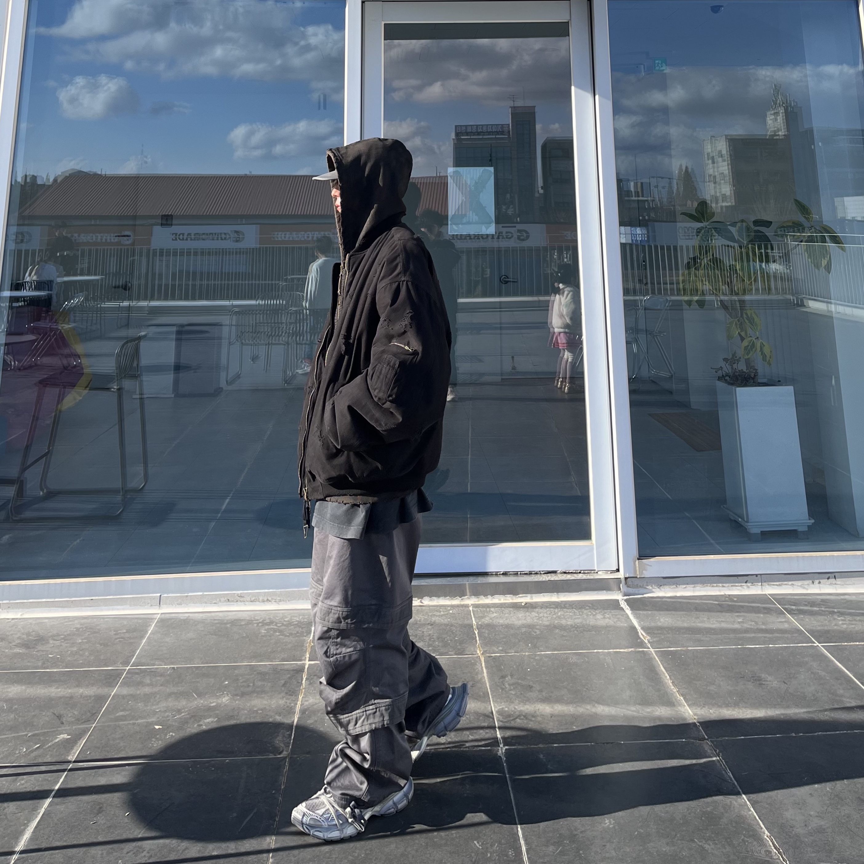 Farfromwhat Far Layered Work Pants Charcoal, Undermycar Dtrange Dead Starange Destroyed Bomber Obsidian - 23SS 착용 스타일 - 2