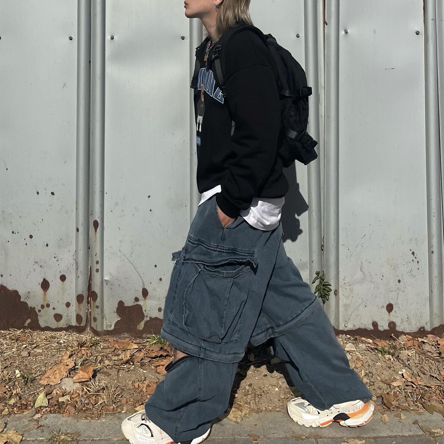 Balenciaga Track Sneakers White Orange 2019 착용 스타일 - 3