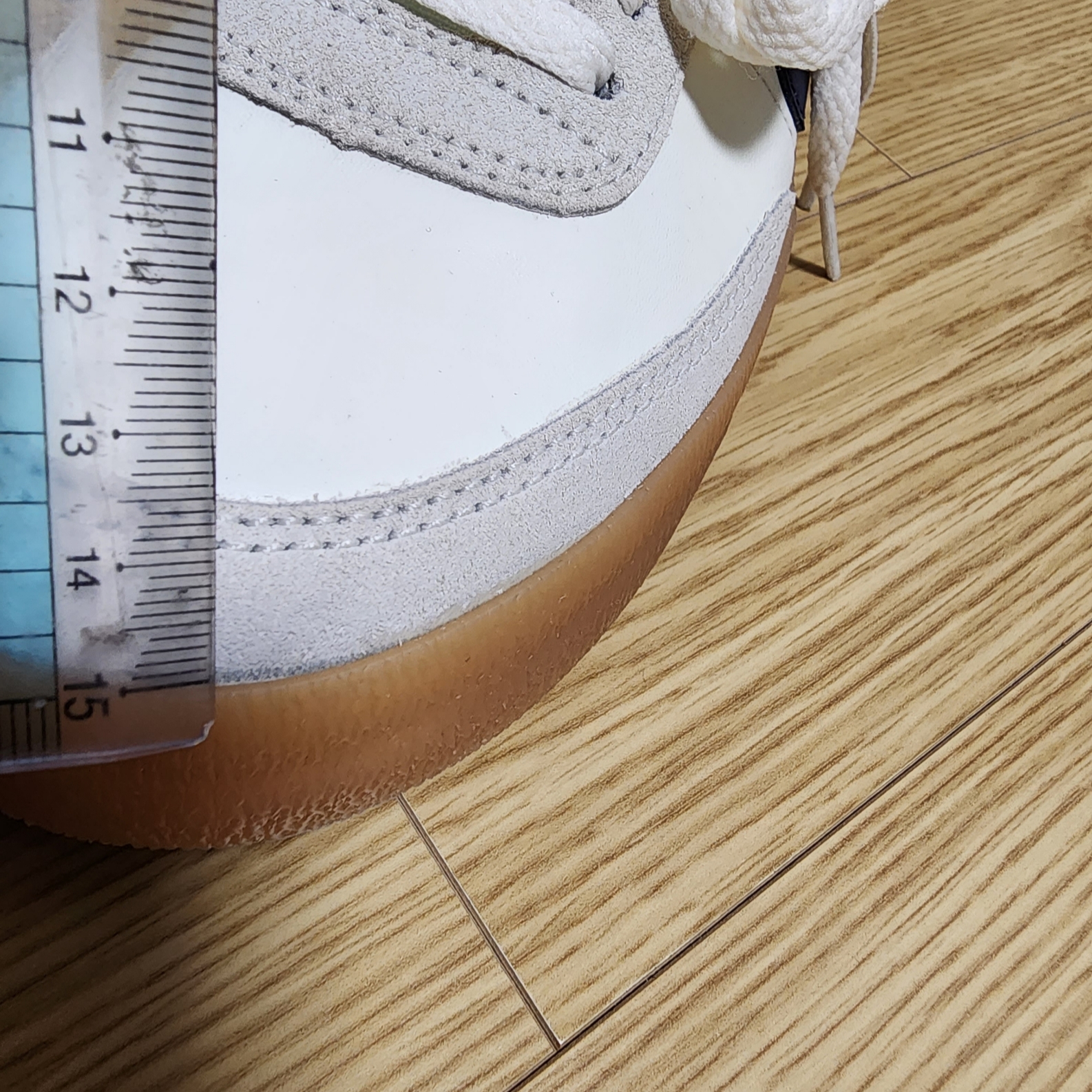 Nike x J.Crew Killshot 2 Sail Midnight Navy 착용 스타일 - 3